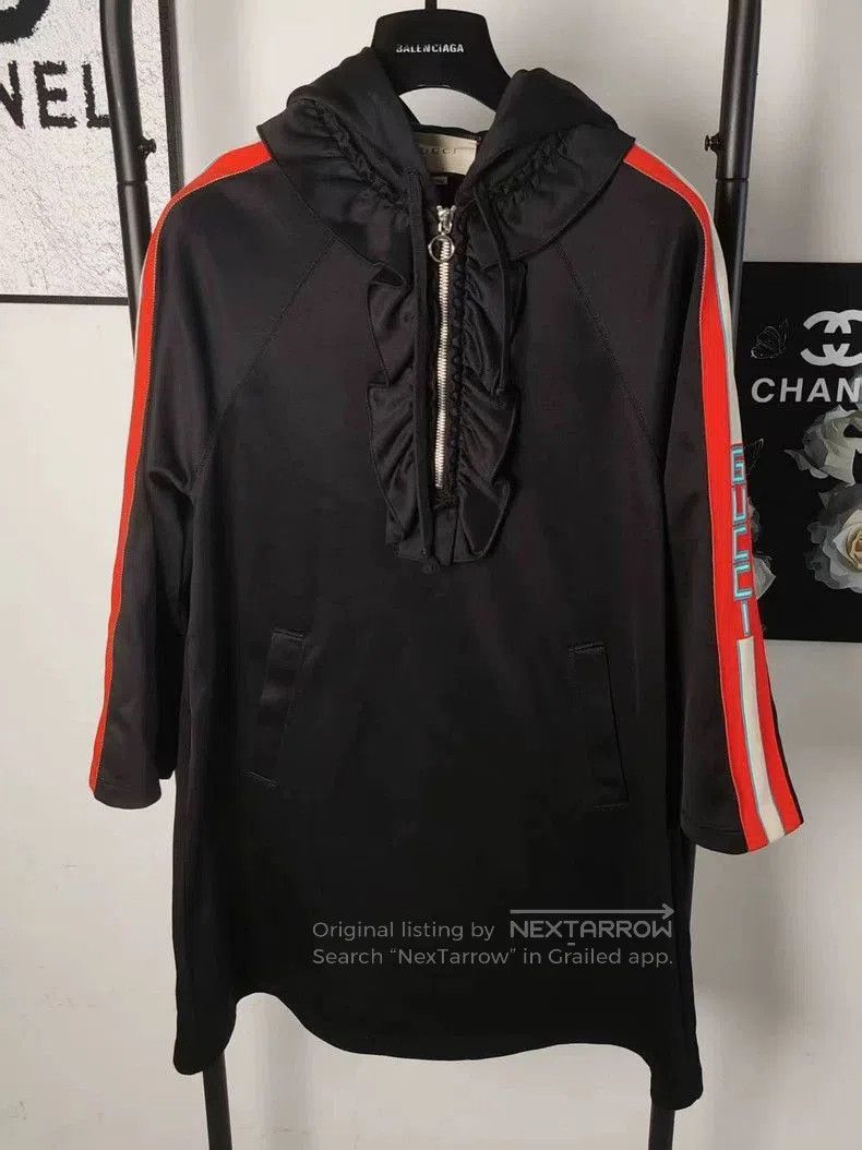 Gucci Gucci Logo Stripe Hooded Dress. Size US XS / EU 42 / 0 - 1 Thumbnail