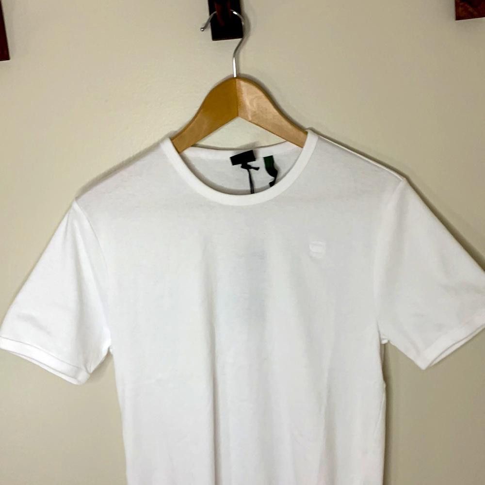 Designer G-Star RAW - NWT Base R T SS - Medium - 100% Ctn Size US M / EU 48-50 / 2 - 2 Thumbnail