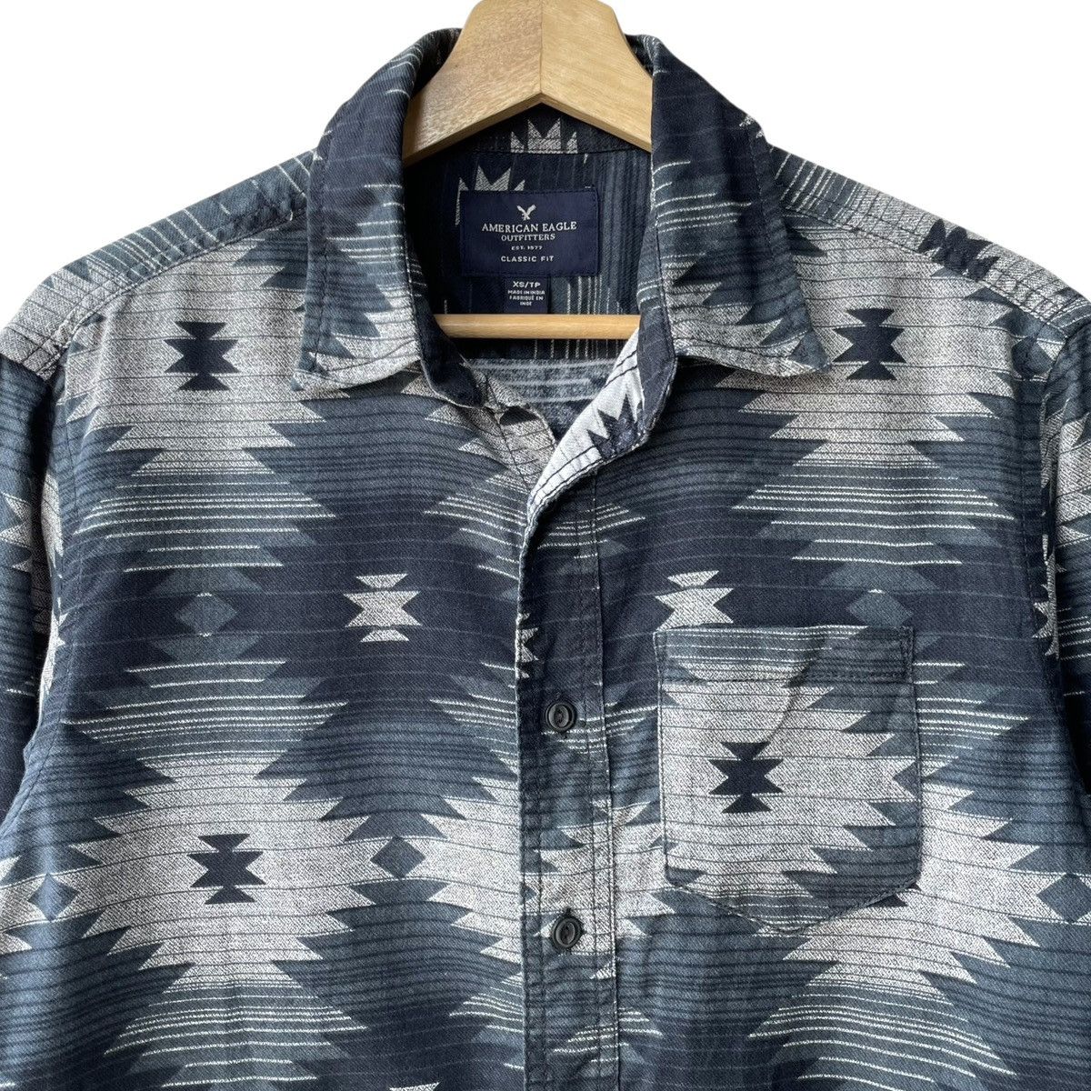 American Eagle Outfitters American Eagle Outfitters Native Navajo Casual Shirt Size US S / EU 44-46 / 1 - 3 Thumbnail