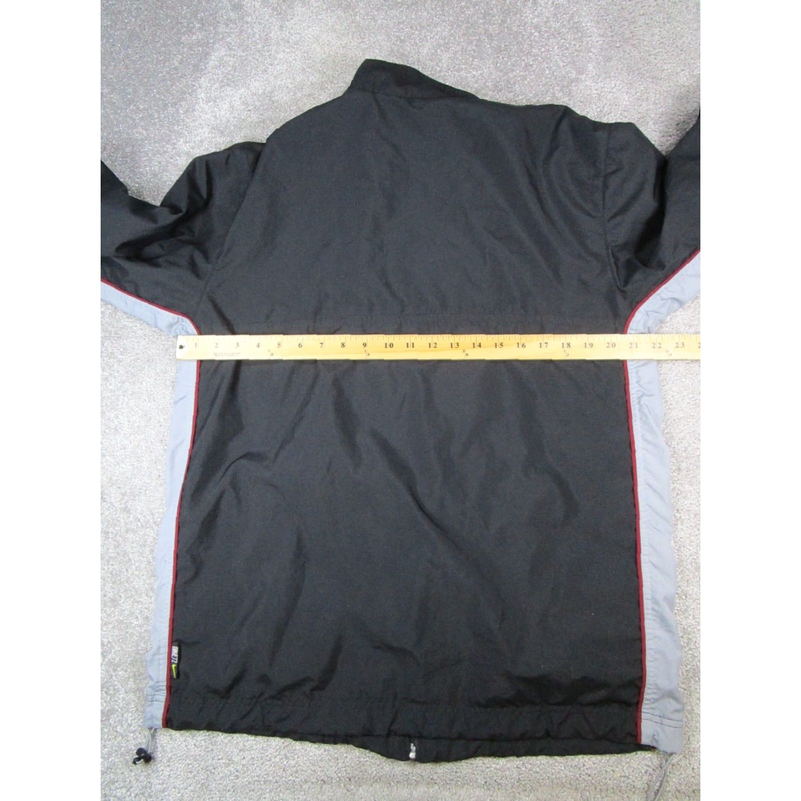Nike VINTAGE Nike Jacket Womens M Black Gray Red Full Zip Track Jacket Size M / US 6-8 / IT 42-44 - 7 Thumbnail