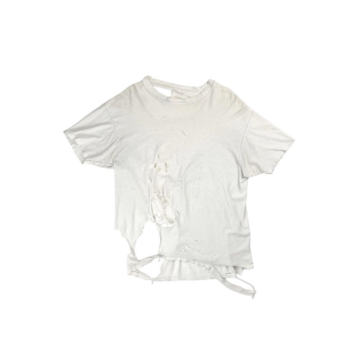 Vintage VINTAGE OBLITERATED T-SHIRT Size US L / EU 52-54 / 3 - 1 Thumbnail