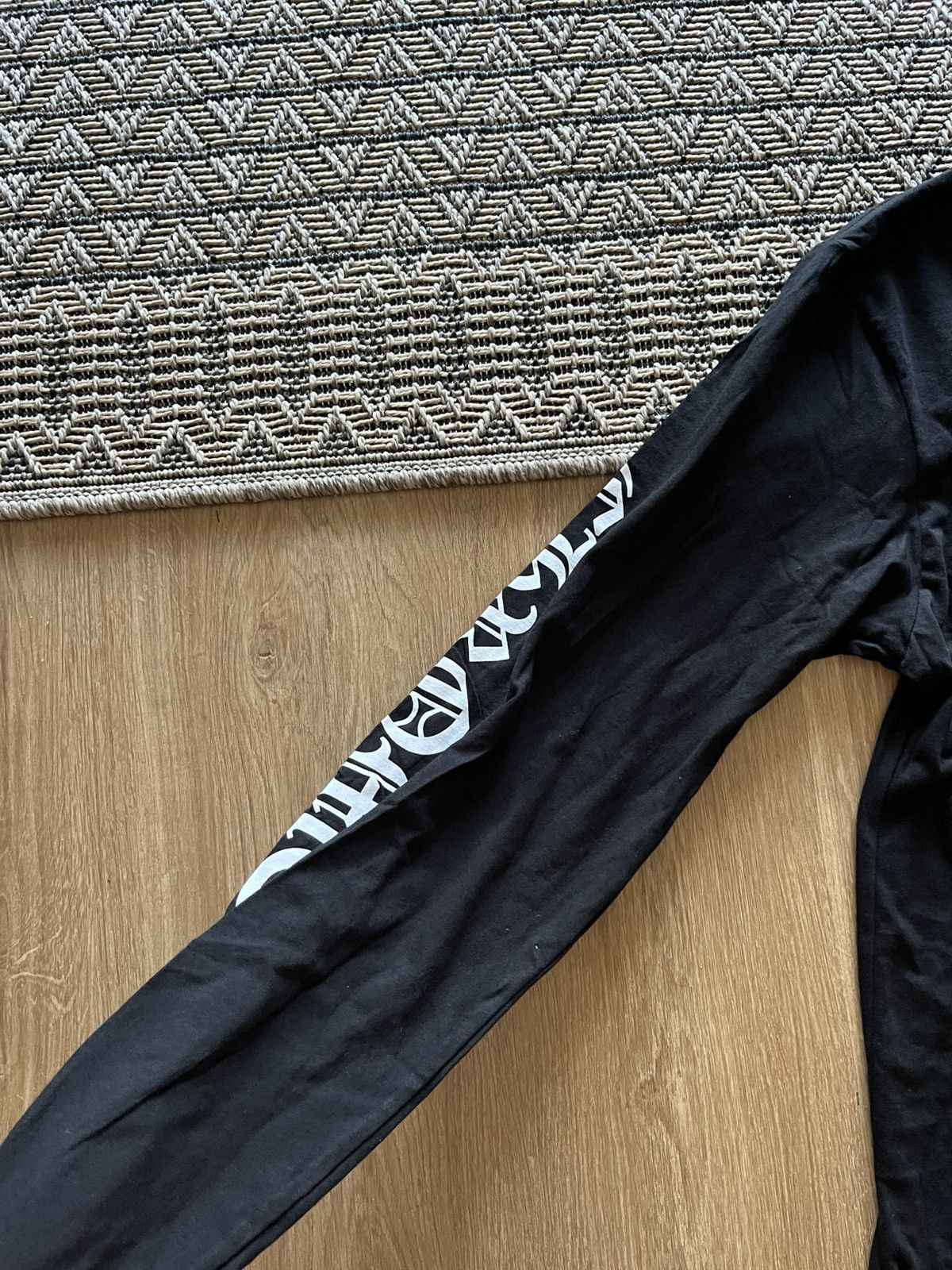 Chrome Hearts Chrome hearts long sleeve neck logo brand new full set Size US L / EU 52-54 / 3 - 6 Thumbnail