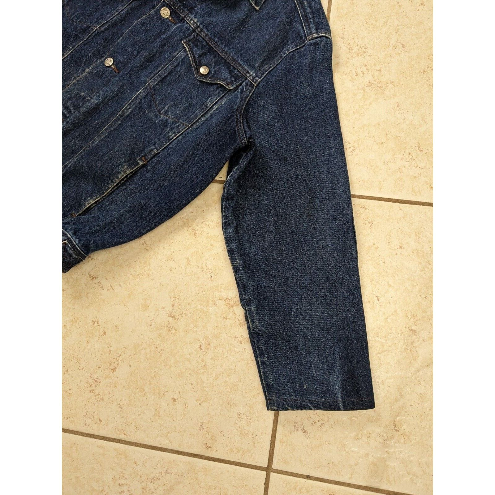 Calvin Klein Vtg Calvin Klein Men's L Denim Jeans Trucker Coat Jacket Size US L / EU 52-54 / 3 - 4 Thumbnail
