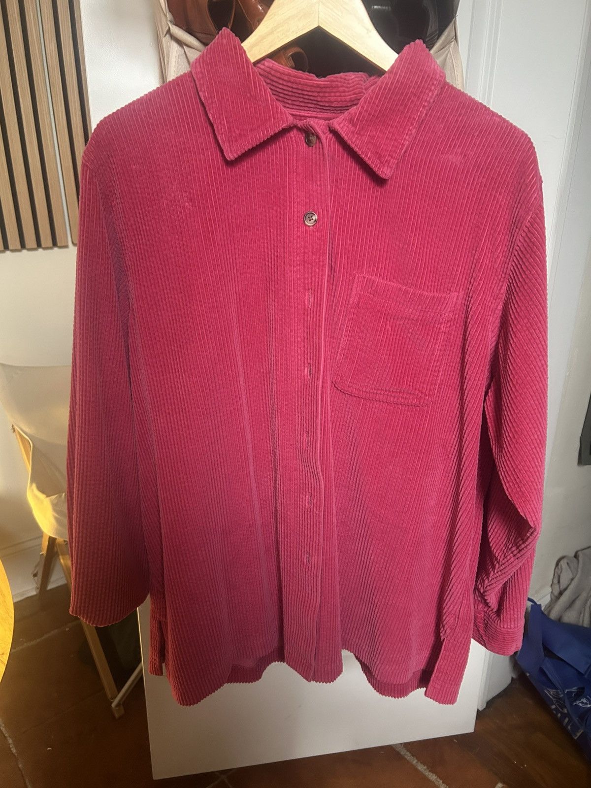 L.L. Bean L.L. Bean Pink Corduroy Button Up Size US M / EU 48-50 / 2 - 1 Thumbnail