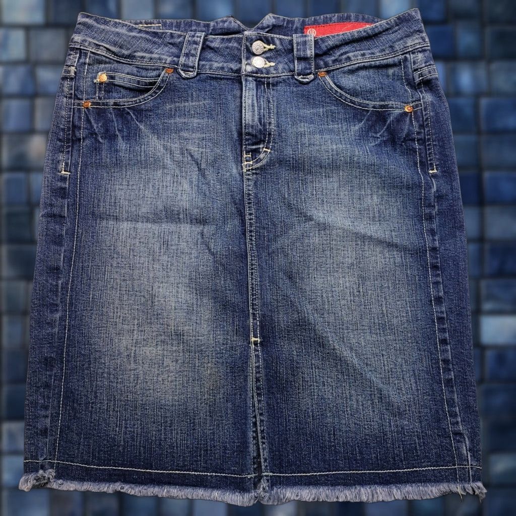 Guess VINTAGE GUESS JEANS Womens Denim Blue Pencil Straight Skirt 29, Knee Length, 90s Size 29" - 1 Thumbnail