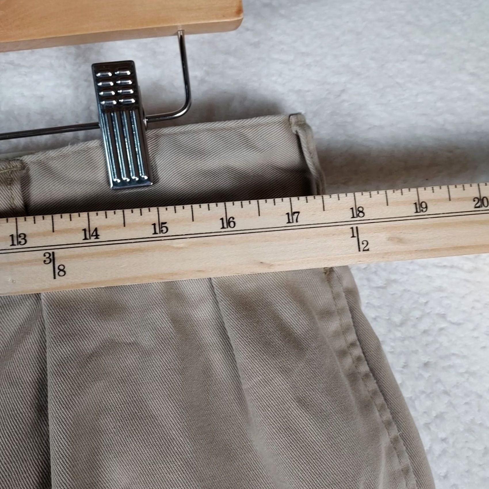 Polo Ralph Lauren Polo Ralph Lauren Mens Chino Pants Khaki 100% Cotton Classic Fit Beige Solid Logo Plain Front Zip Pocket Straight Pant-size 36 Mens Size US M / EU 48-50 / 2 - 7 Thumbnail