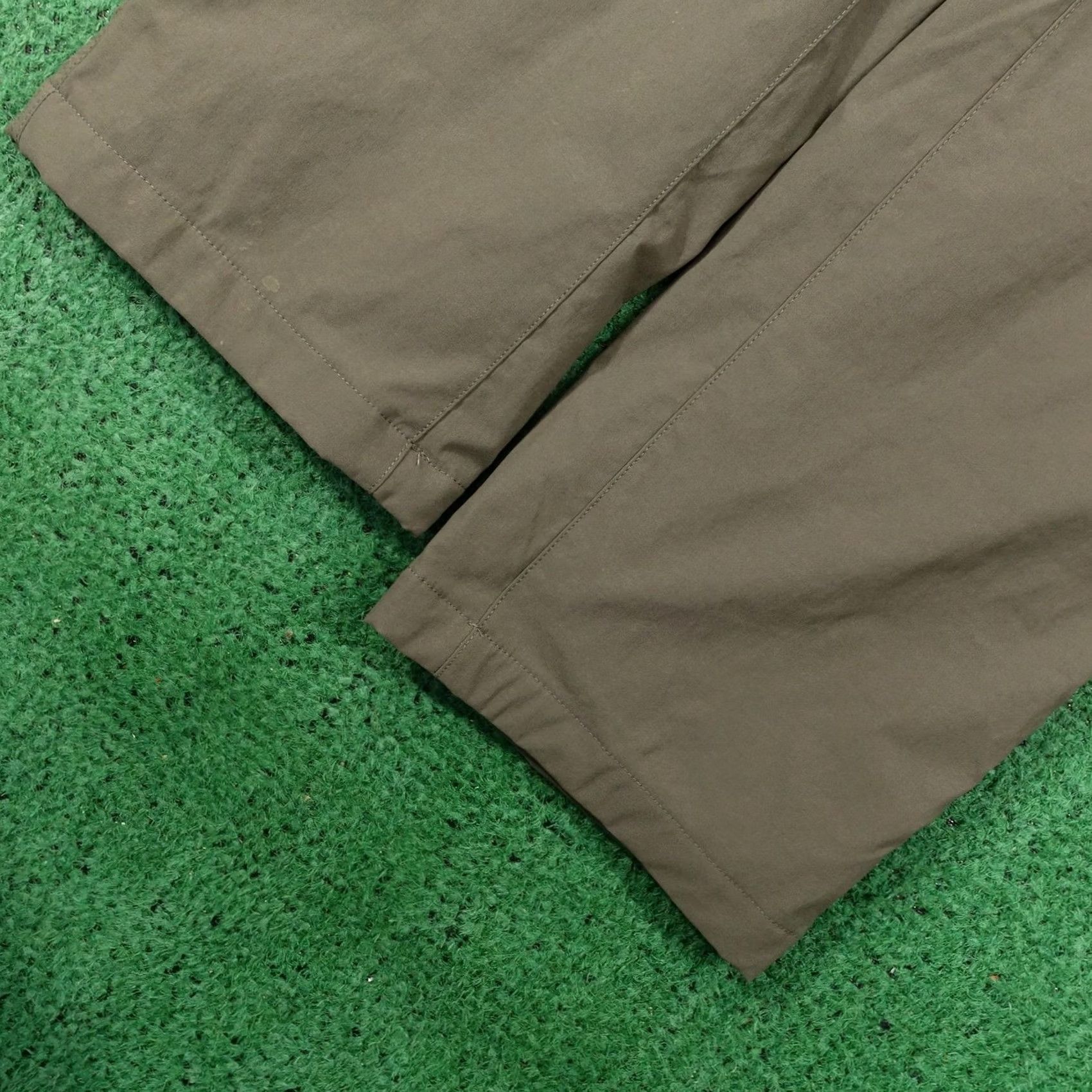 Eddie Bauer Eddie Bauer Mens Pants Green Fleece Lined Cargo Hiking Stretch Nylon 38x30 Size US 38 / EU 54 - 4 Thumbnail