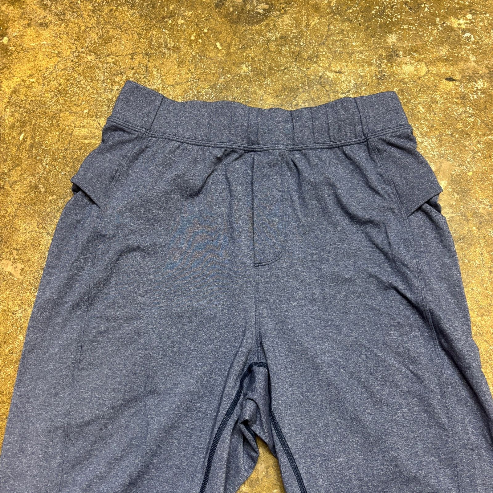 Lululemon Lululemon Blue Jersey Knit Training Pocket 11" Shorts Medium Size US 28 / EU 44 - 2 Thumbnail