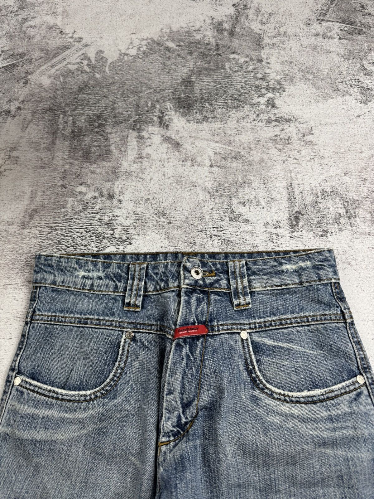 Diesel Diesel Vintage Hip Hop Rap Pocket Washed American USA 90s Jeans Pants Trousers Size US 29 - 13 Thumbnail