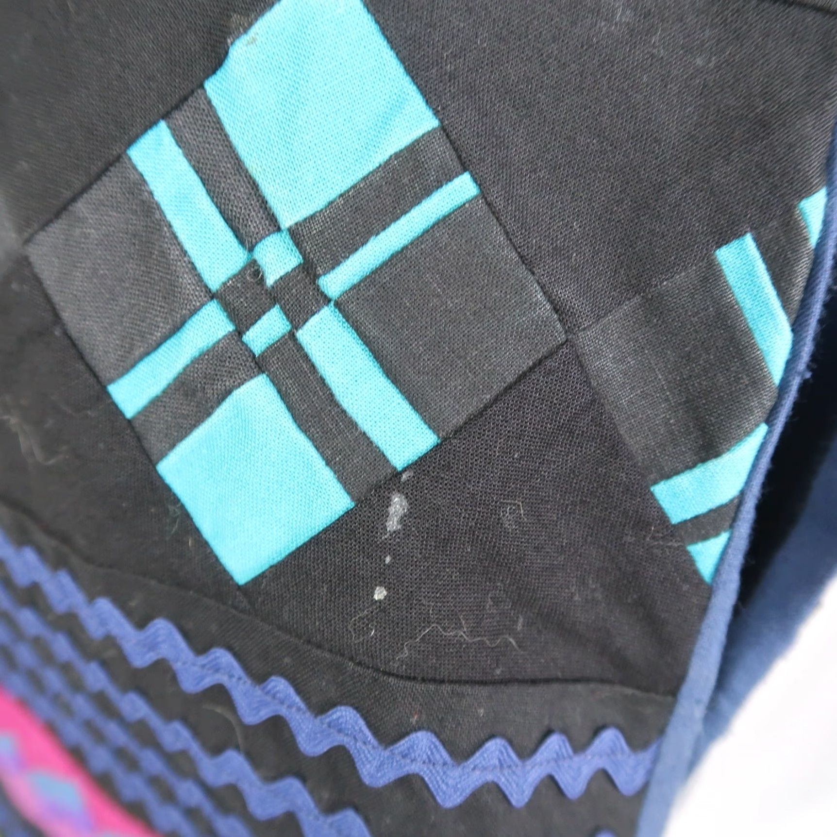 Vintage VINTAGE Southwestern Geometric Patchwork Vest L Black Blue Geometric 80s 90s Hippie Bohemian Western Casual Women Vest Size L / US 10 / IT 46 - 7 Thumbnail