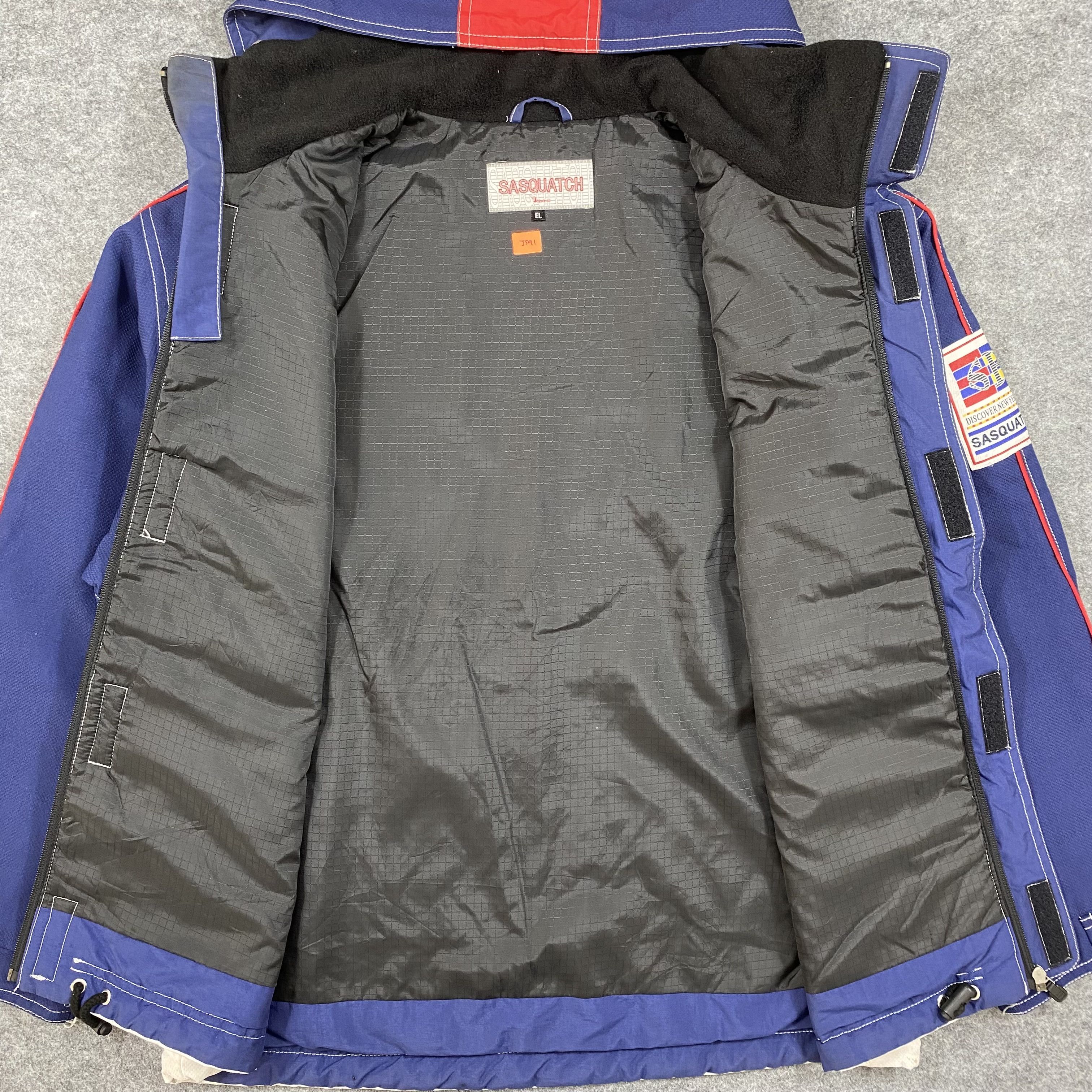 Sasquatchfabrix 🔥offer me🔥vintage sasquatch ski jacket-j591 Size US L / EU 52-54 / 3 - 3 Thumbnail