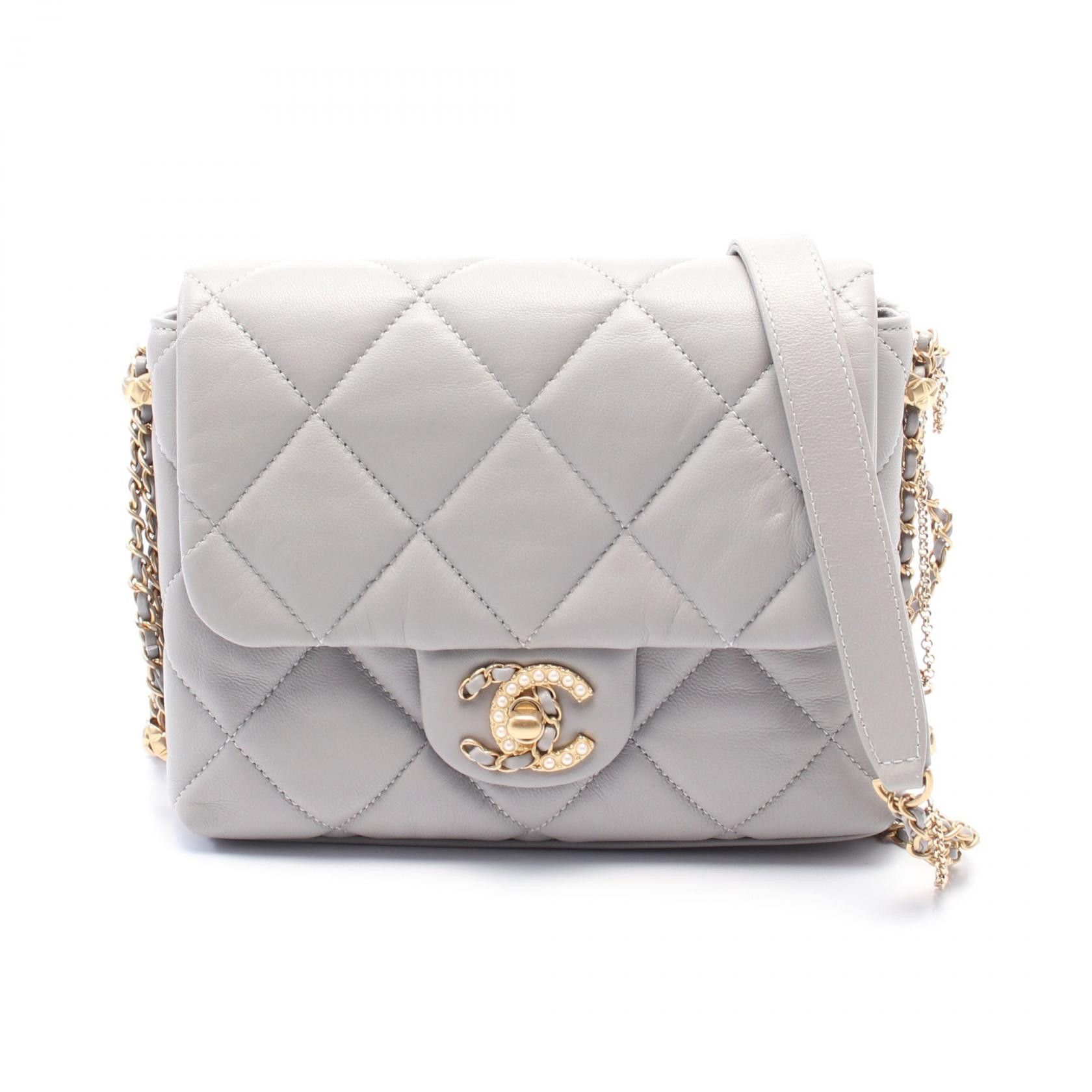 Chanel Chanel Matelasse Leather Shoulder Bag Leather Shoulder Bag in Grey, Women's