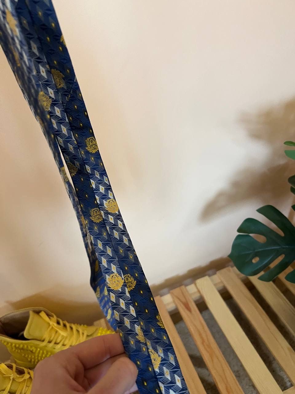 Versace × Vintage Rare Vintage Gianni Versace Medusa Silk Tie Made in Italy Size ONE SIZE - 9 Thumbnail