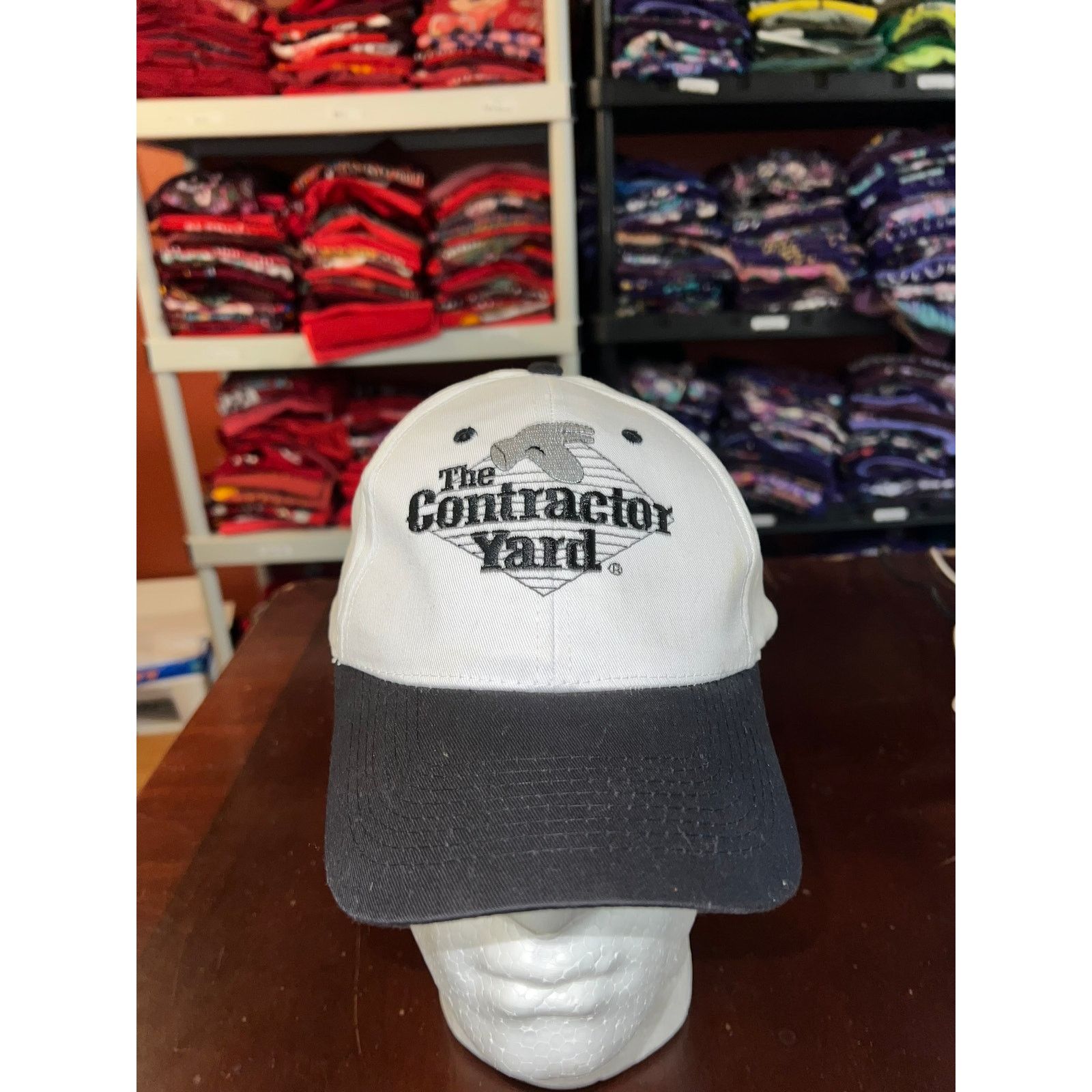 Vintage The Contractor Yard Hat Snapback White graphic Headwear Cap Size ONE SIZE - 1 Thumbnail