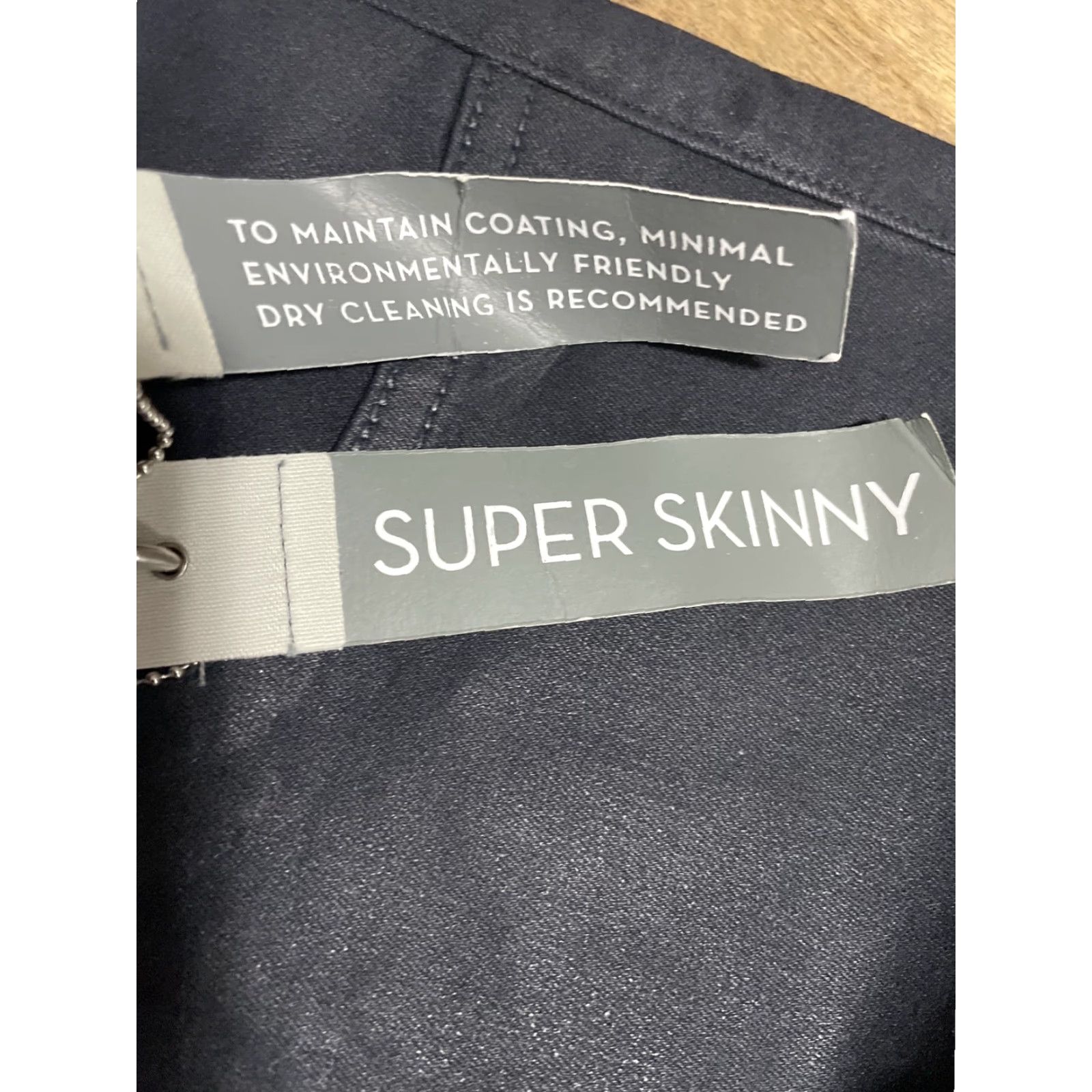 J Brand VINTAGE J BRAND Wax Coated Indigo Jeggings Low Rise Super Skinny Jeans 28x30 Blue Cotton Blend 28 Women Slim Jegging 30 Inseam Womens Jeans Size 28" / US 6 / IT 42 - 6 Thumbnail