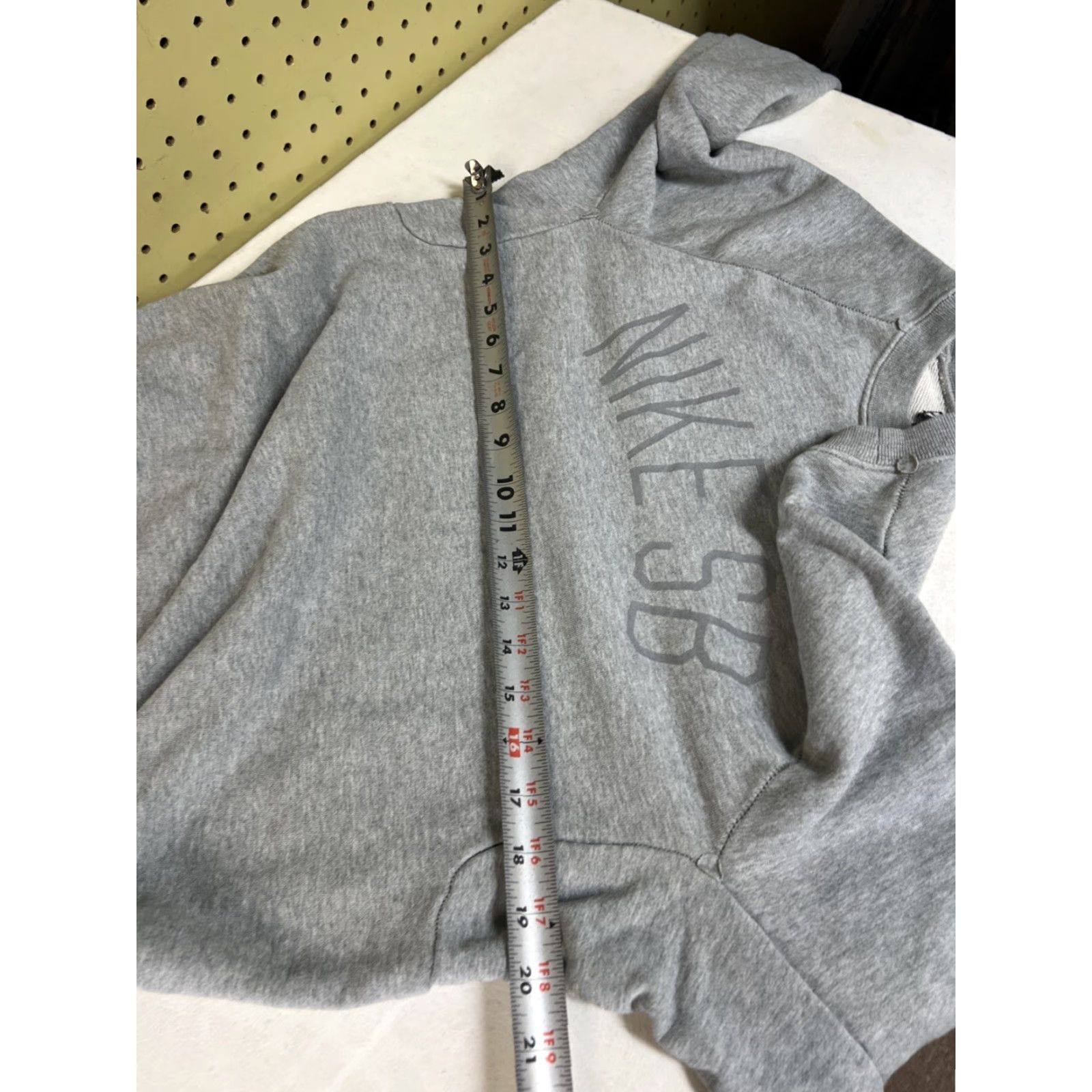 Nike Nike SB Sweatshirt Crew Neck Pullover Mens Size M Gray Navy Logo Knit Cotton Classic All Seasons Skateboarding Shirt Size US M / EU 48-50 / 2 - 5 Thumbnail