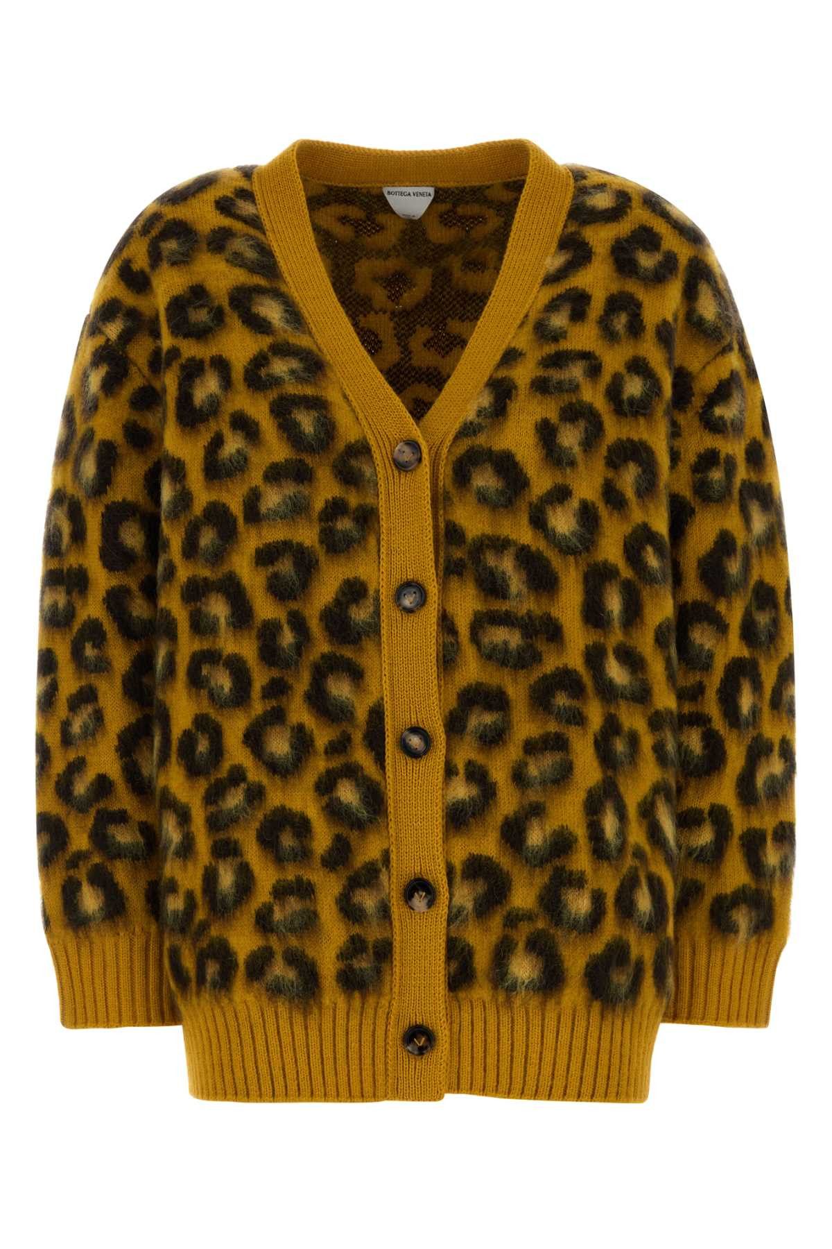 Bottega Veneta Embroidered Wool Blend Oversize Cardigan Size XS / US 0-2 / IT 36-38 - 1 Thumbnail