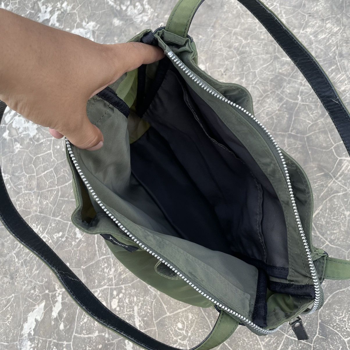 Yohji Yamamoto Y’saccs by Yohji Yamamoto Nylon Mix Leather Tote Bag Size ONE SIZE - 5 Thumbnail