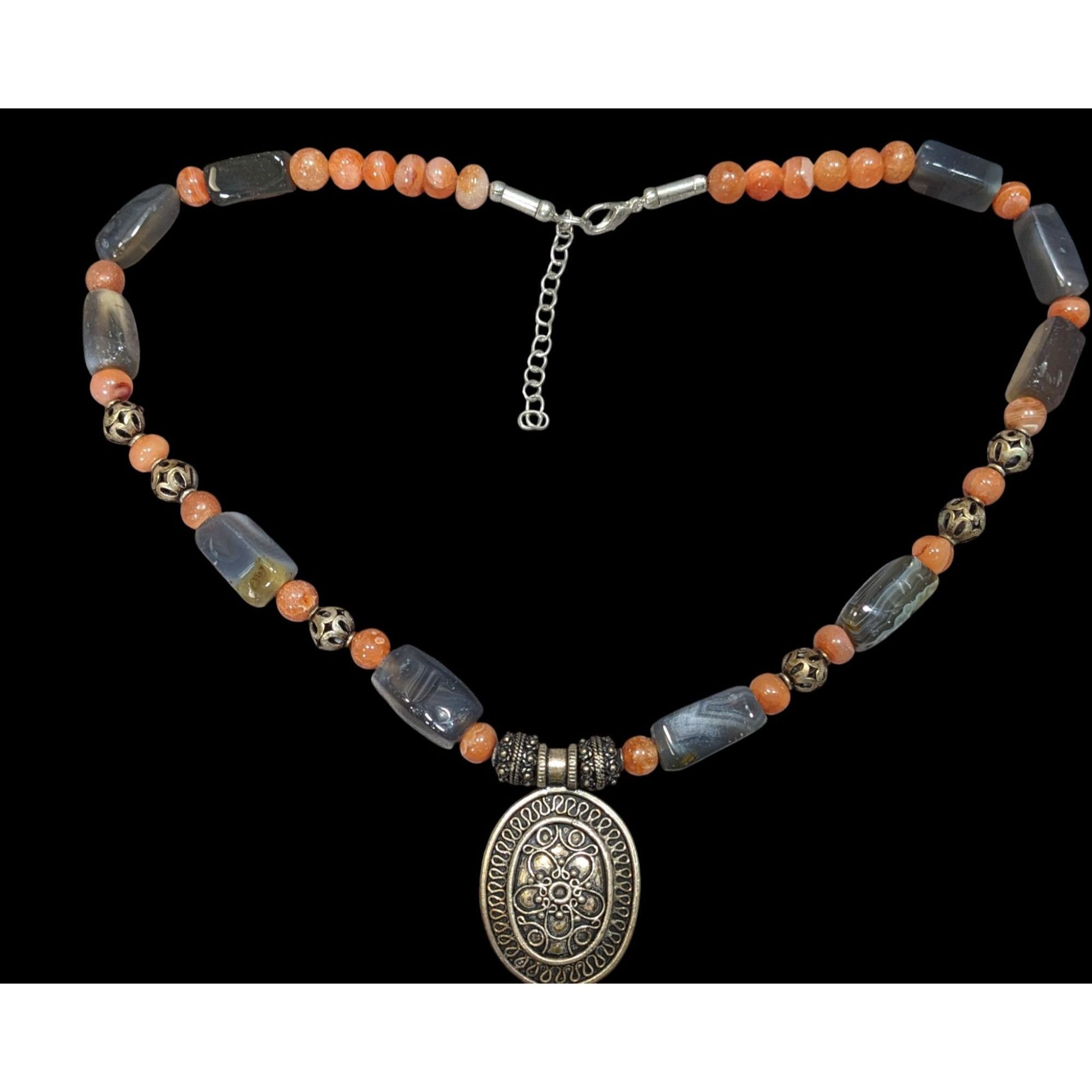 Handmade Vintage Handcrafted Bohemian Agate And Carnelian Necklace Wi Size ONE SIZE - 1 Thumbnail