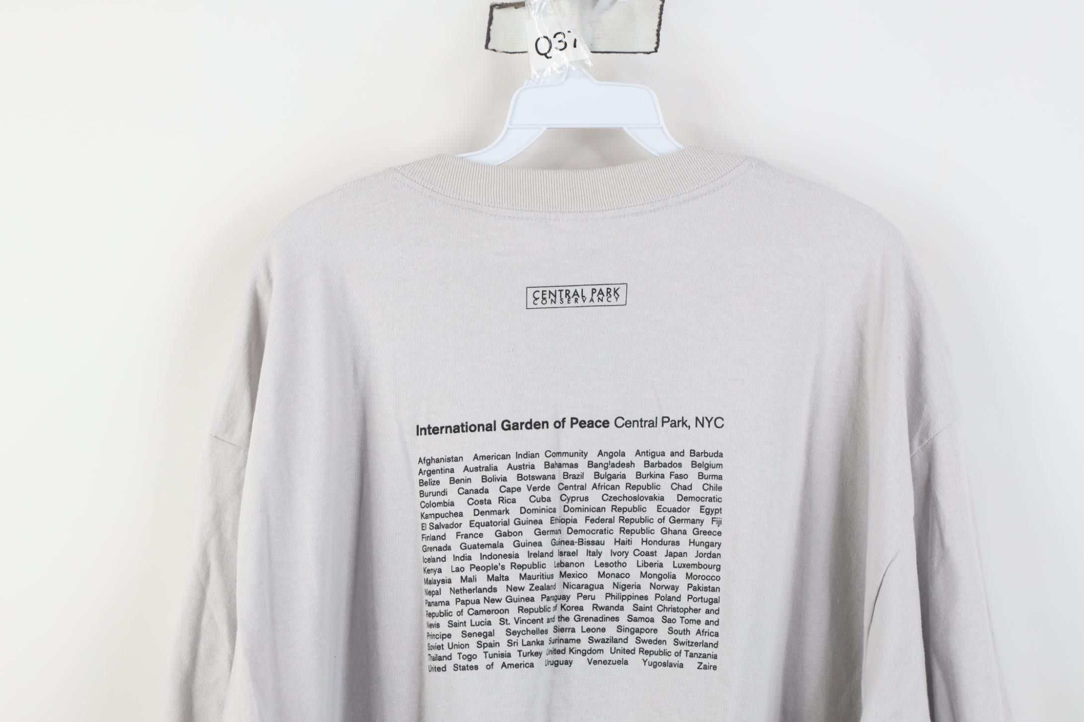 Vintage Deadstock Vintage International Garden of Peace T-Shirt Size US XXL / EU 58 / 5 - 13 Thumbnail