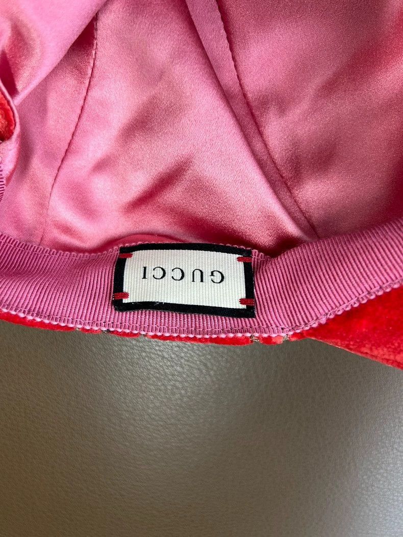 Gucci Gucci Red velvet cap -DMC-2508 Size ONE SIZE - 8 Thumbnail