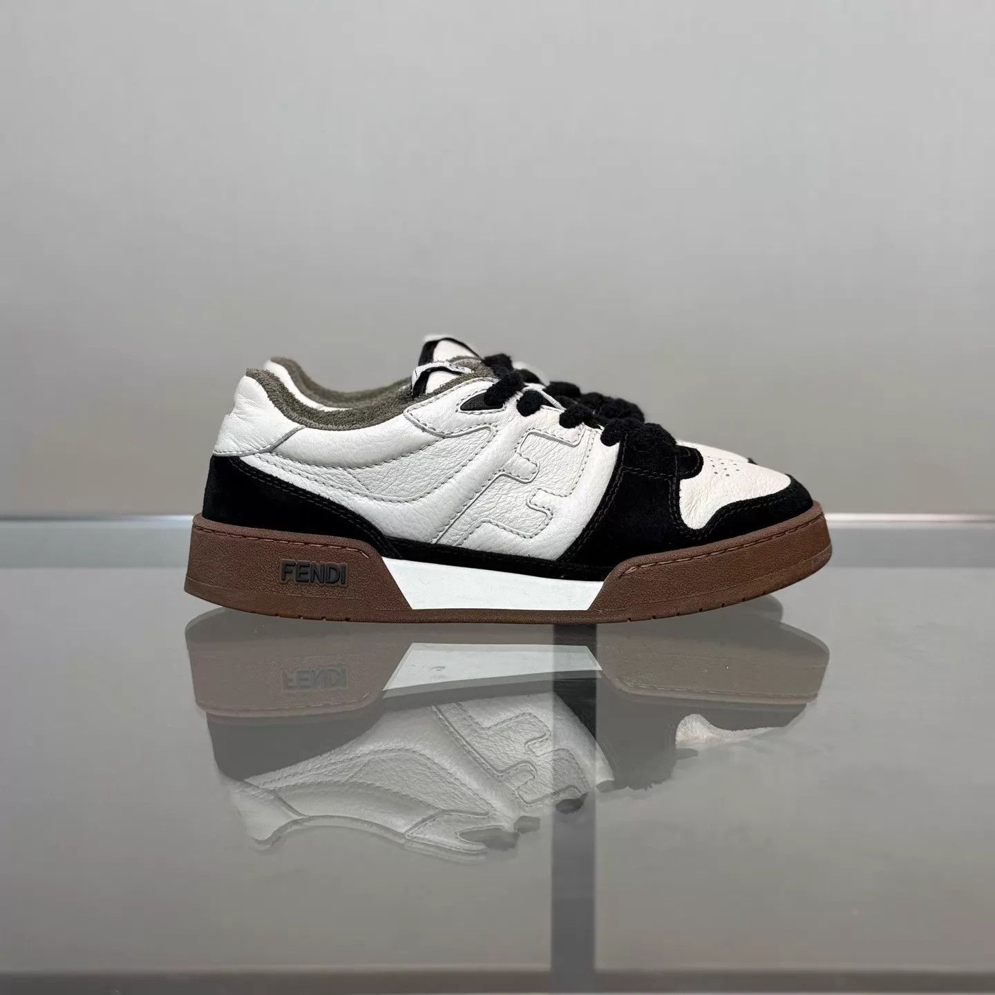 Fendi Fendi Match Sneakers Women's 38 B/W/B 98 (Replaced Insole) Size US 7.5 / IT 37.5 - 3 Thumbnail