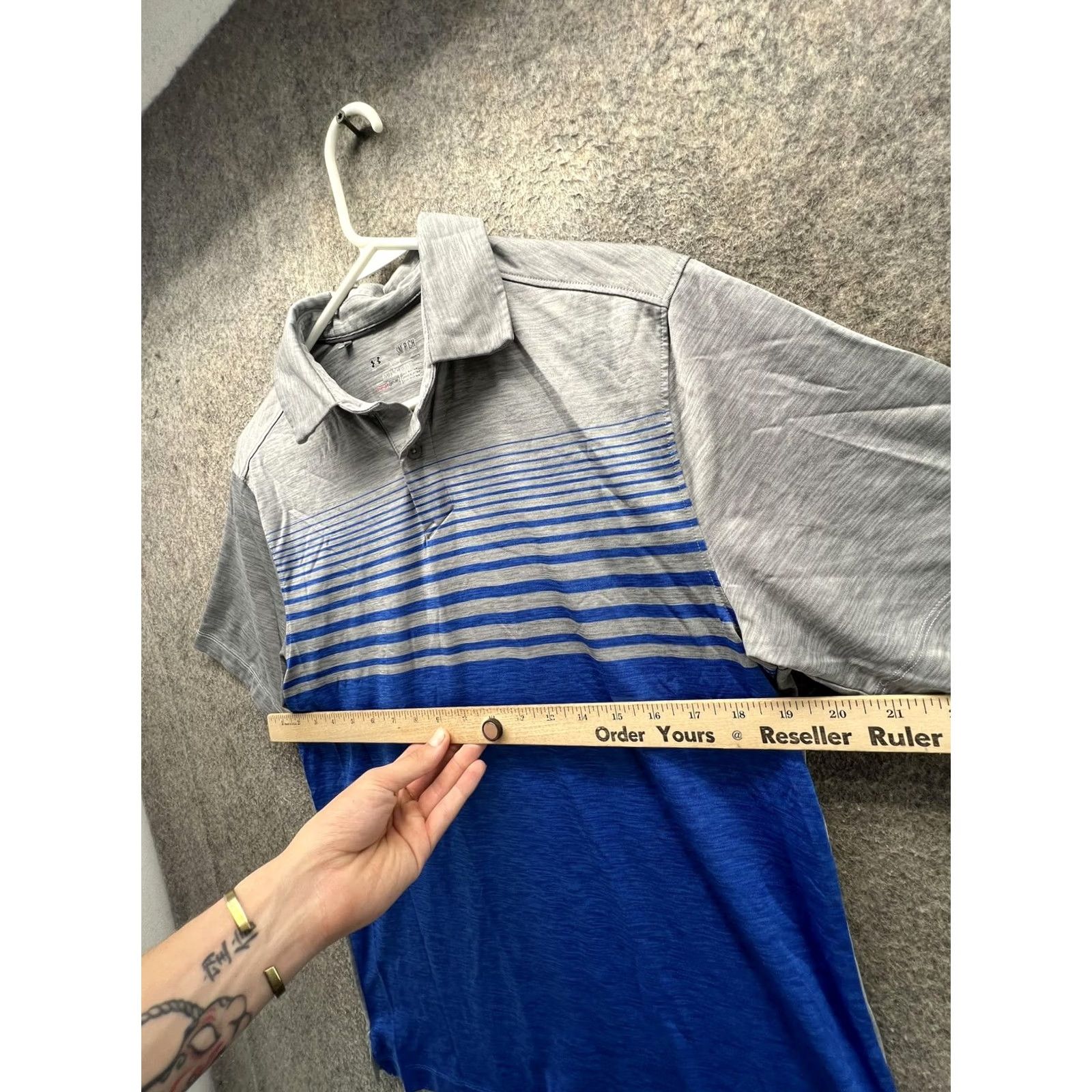 Under Armour Under Armour HeatGear Polo Shirt Mens Small Blue Stripe Golf Performance Size US S / EU 44-46 / 1 - 4 Thumbnail