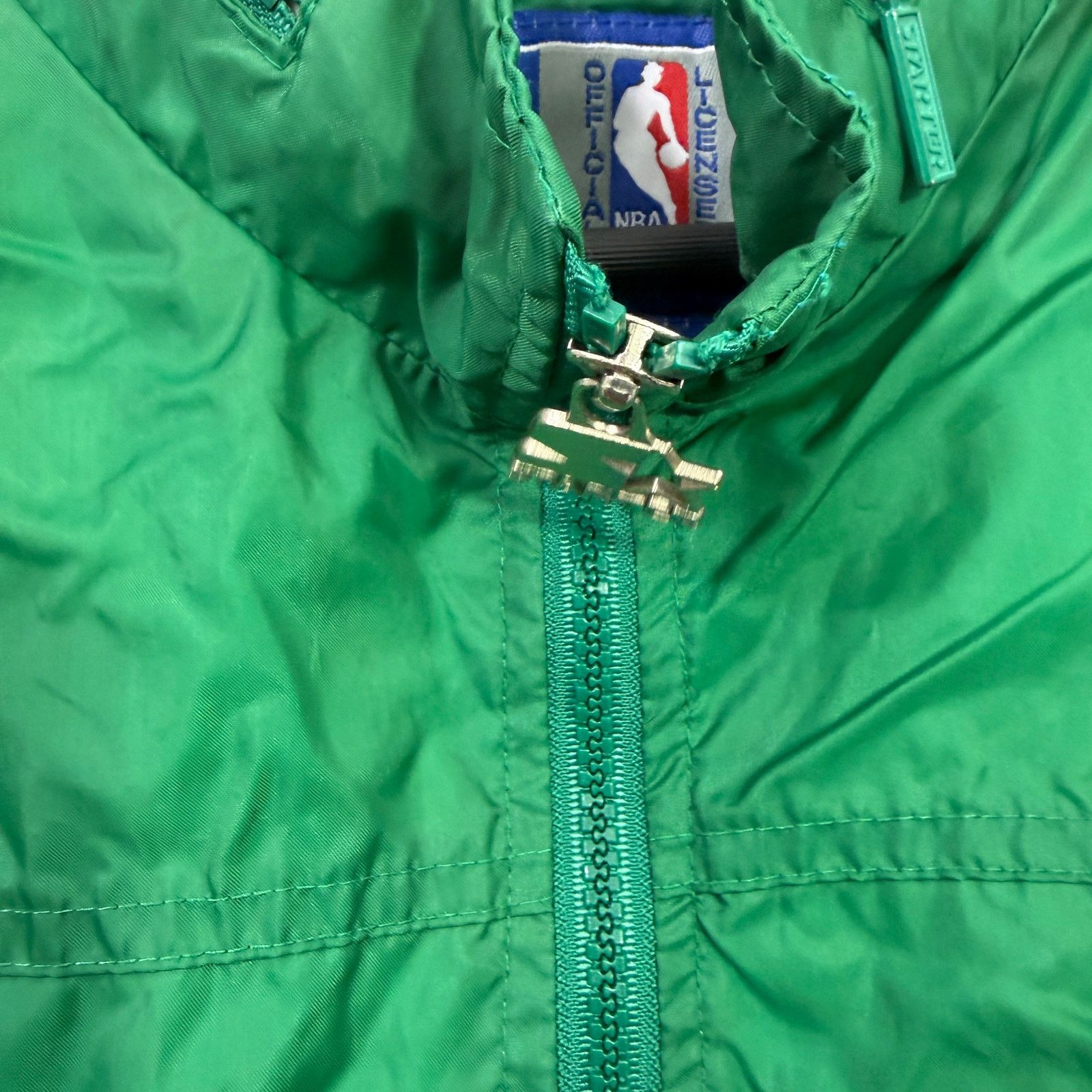 Vintage Vintage Starter Boston Celtics Windbreaker Jacket Large Size US L / EU 52-54 / 3 - 9 Thumbnail