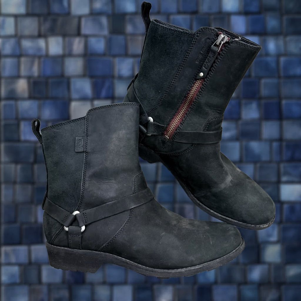 Teva Teva De La Vina Dos Waterproof Boots Side Zip Womens Size 9 Bison Black Size US 9 / IT 39 - 1 Thumbnail
