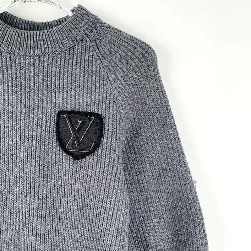 Louis Vuitton Louis Vuitton Women's Dark Gray Wool Sweater . Size S / US 4 / IT 40 - 3 Thumbnail