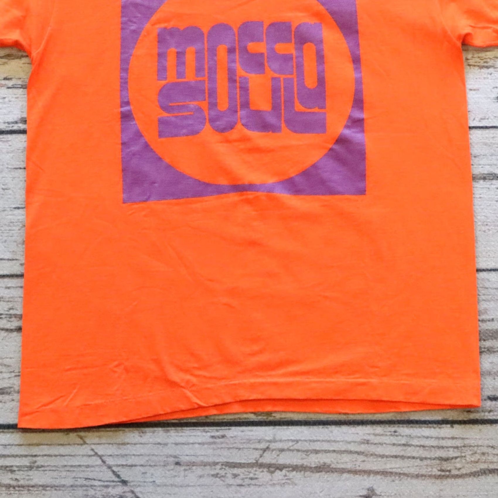 Vintage Vintage Mocca Soul Band Tee Shirt L Men Orange Band Mocca Soul Tee Shirt L Mens Orange Vintage Mocca Soul Band Tee Shirt L Mens Orange Size US L / EU 52-54 / 3 - 3 Thumbnail