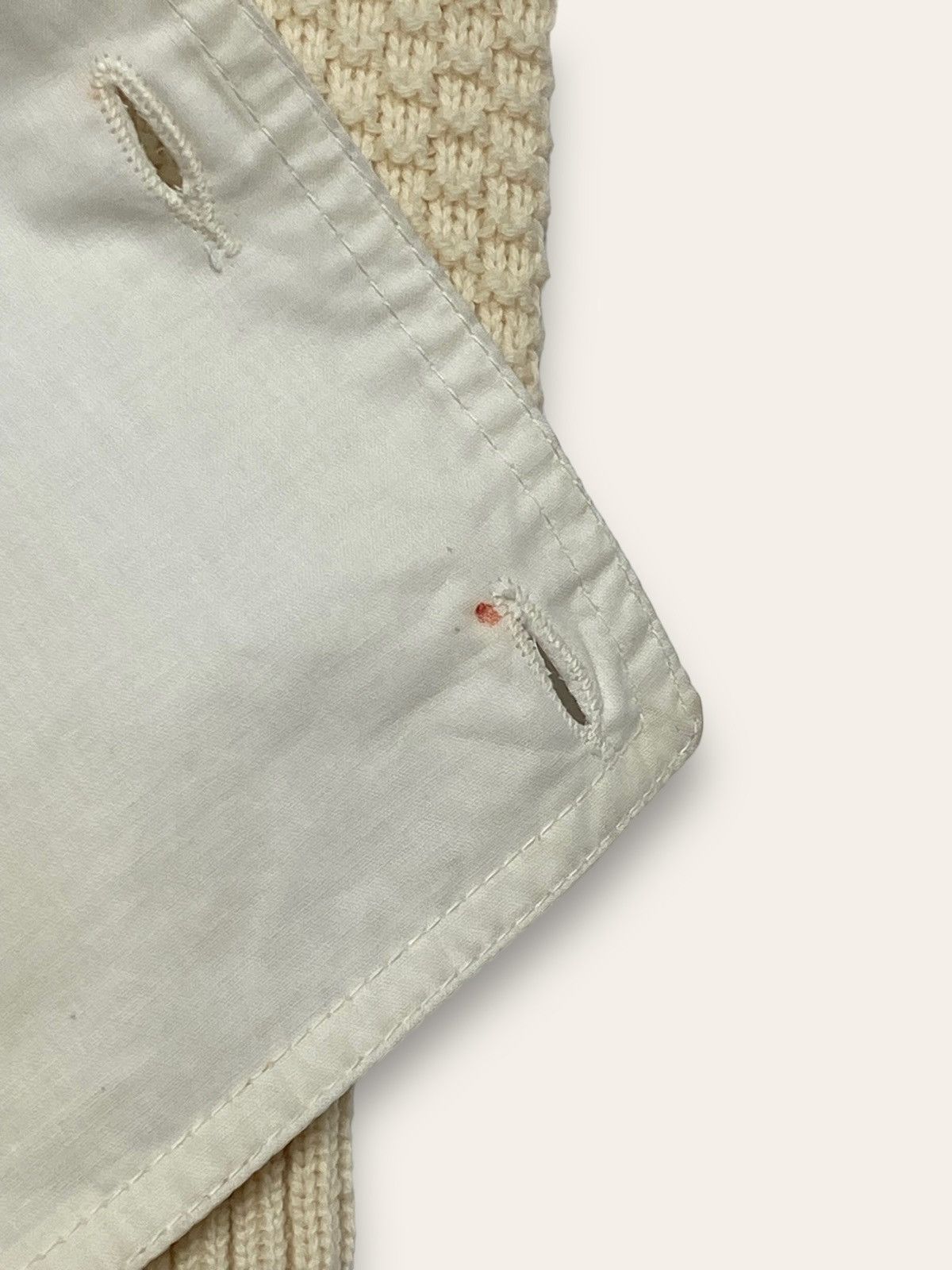 Louis Feraud 90s Vintage LOUIS FERAUD Beige Creme Sweater Size US M / EU 48-50 / 2 - 6 Thumbnail