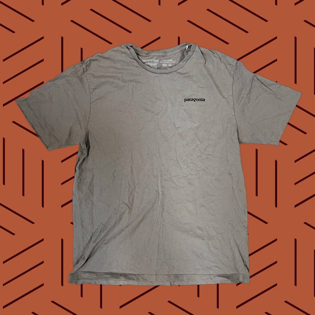 Patagonia Patagonia Men's Framed Fitz Roy Trout Organic T-Shirt Gray M Shirt Mens 20" Armpit to Armpit 17" Shoulder to Shoulder 26" Shoulder to Hem Size US M / EU 48-50 / 2 - 1 Thumbnail