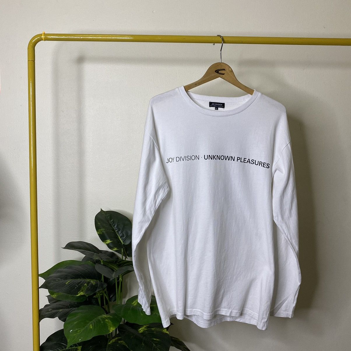 Band Tees × Joy Division Joy Divison Unknown Pleasure Official Reissue LS Tee Size US M / EU 48-50 / 2 - 5 Thumbnail