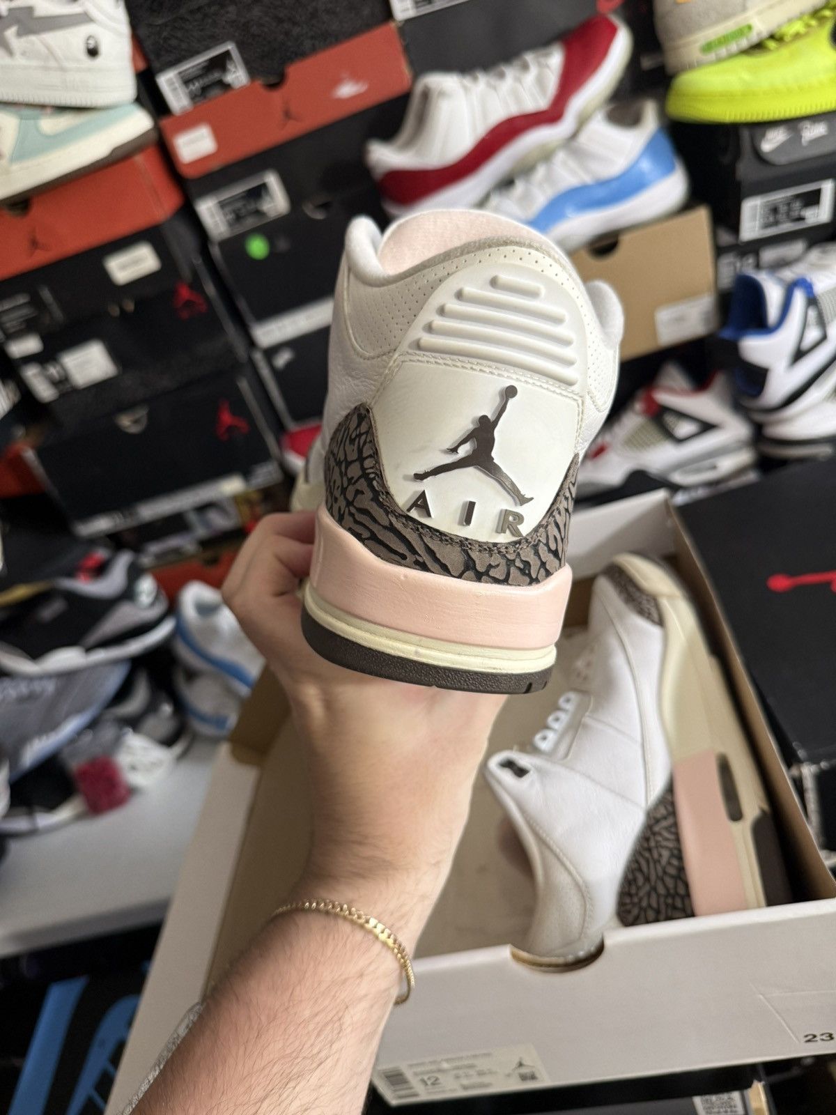 Jordan Brand Jordan retro 3 Neapolitan sz 10.5m/12w Size US 10.5 / EU 43-44 - 4 Thumbnail