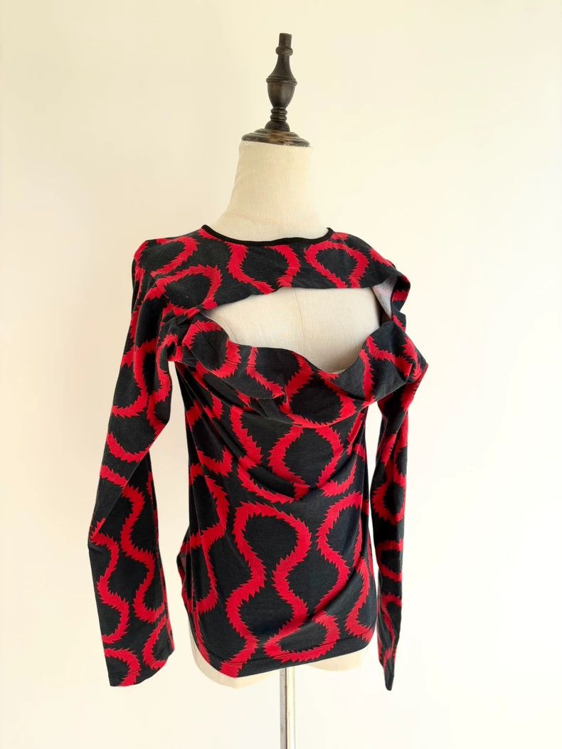 Vivienne Westwood Vivienne Westwood Black and red pirate pattern backless T- Size S / US 4 / IT 40 - 1 Thumbnail