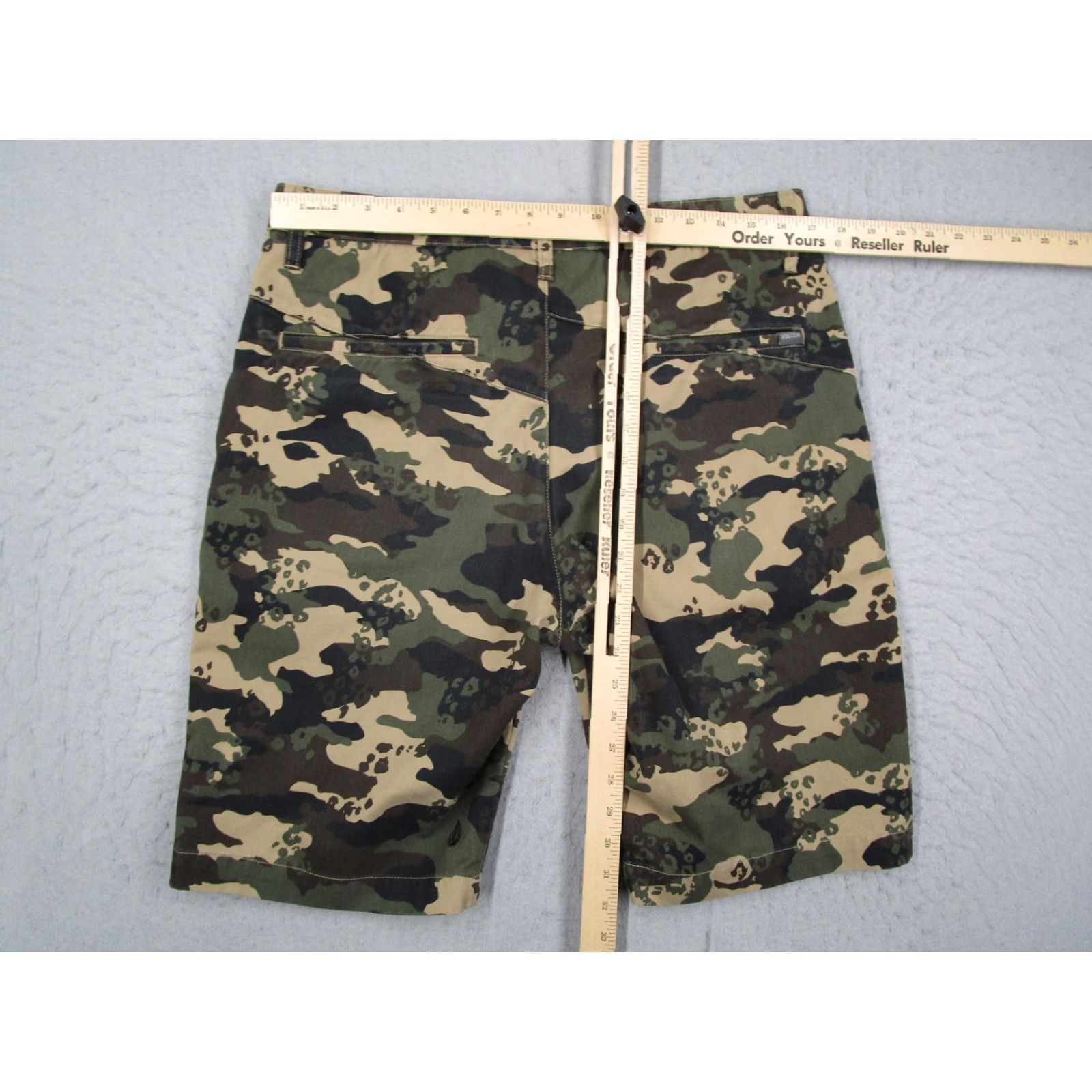 Volcom Volcom VMonty Shorts Mens 32 Green Camo Chino Casual Flat Front Size US 32 / EU 48 - 6 Thumbnail