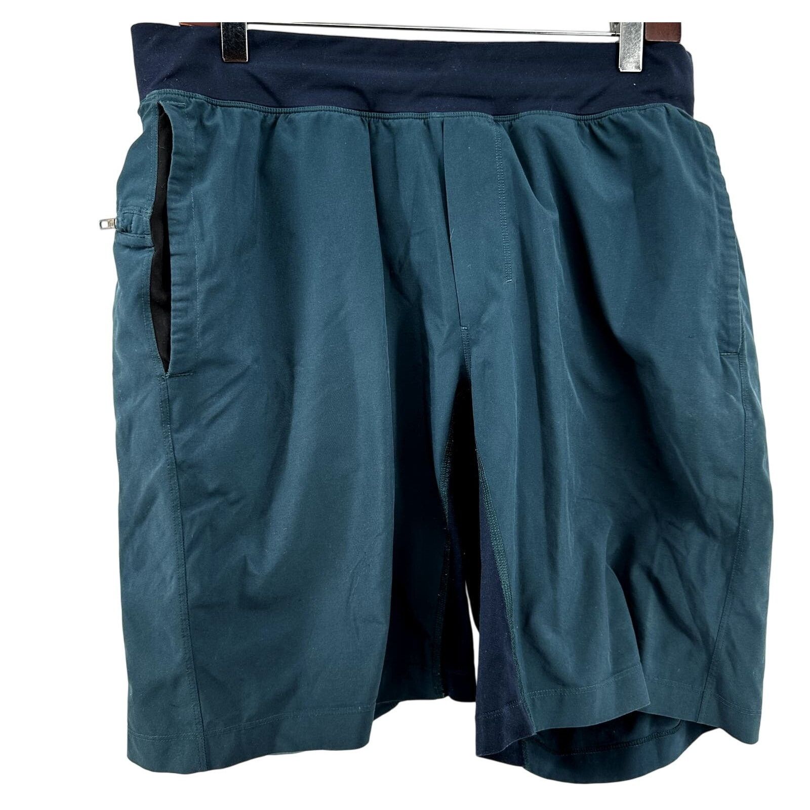 Lululemon Lululemon T.H.E Short Linerless 9" Drawstring Mach Blue L Size US 44 / EU 60 - 2 Thumbnail