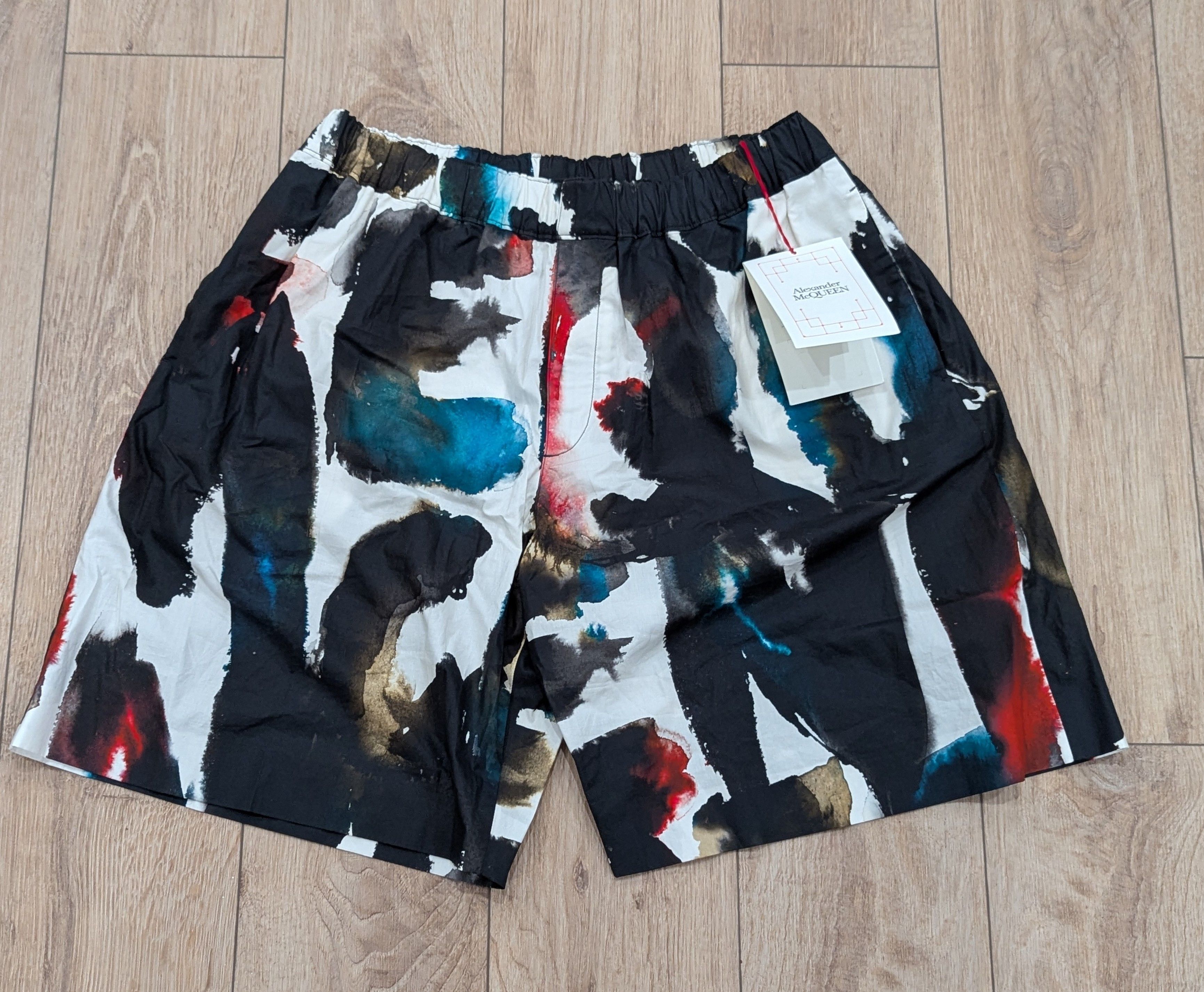 Alexander McQueen Alexander McQueen Watercolor Shorts Orange/Navy 54 US 38 Size US 38 / EU 54 - 1 Thumbnail