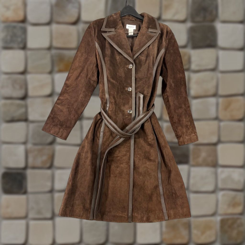 Alfani Alfani Trench Coat Womens L Brown Genuine Leather Lined Belt Waist Notch Lapel Three Button Front Coat Size L / US 10 / IT 46 - 1 Thumbnail