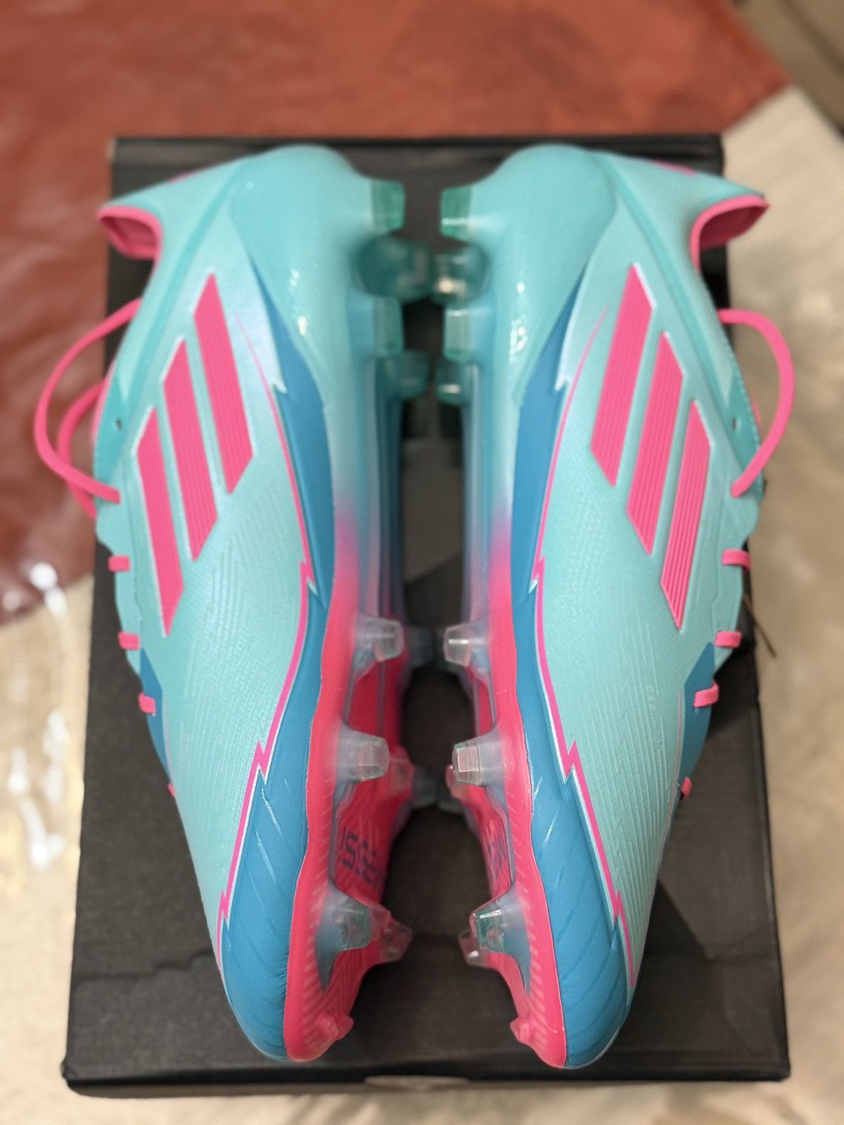 Adidas Adidas F50 Messi Size US 10 / EU 43 - 3 Thumbnail
