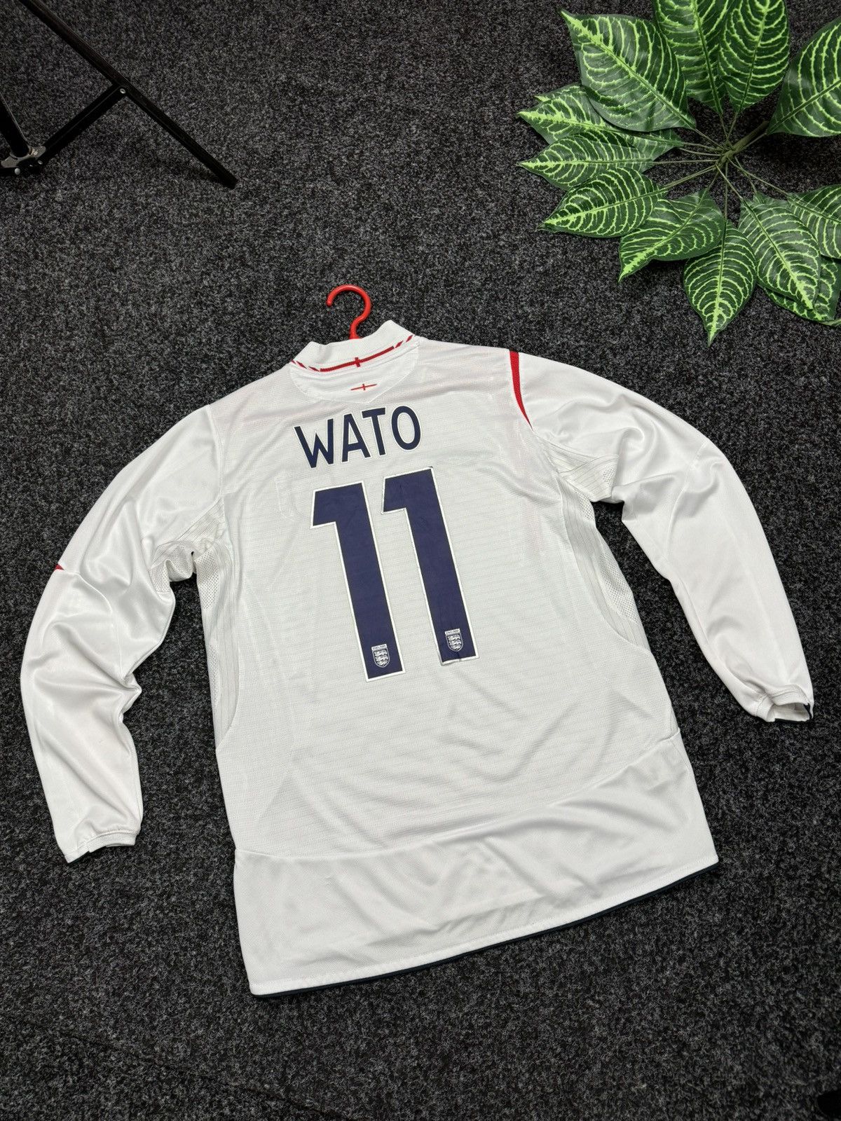 Umbro × Vintage Umbro England WATO 11 🏴󠁧󠁢󠁥󠁮󠁧󠁿 Soccer jersey 2005 2007 Size M Size US M / EU 48-50 / 2 - 24 Thumbnail