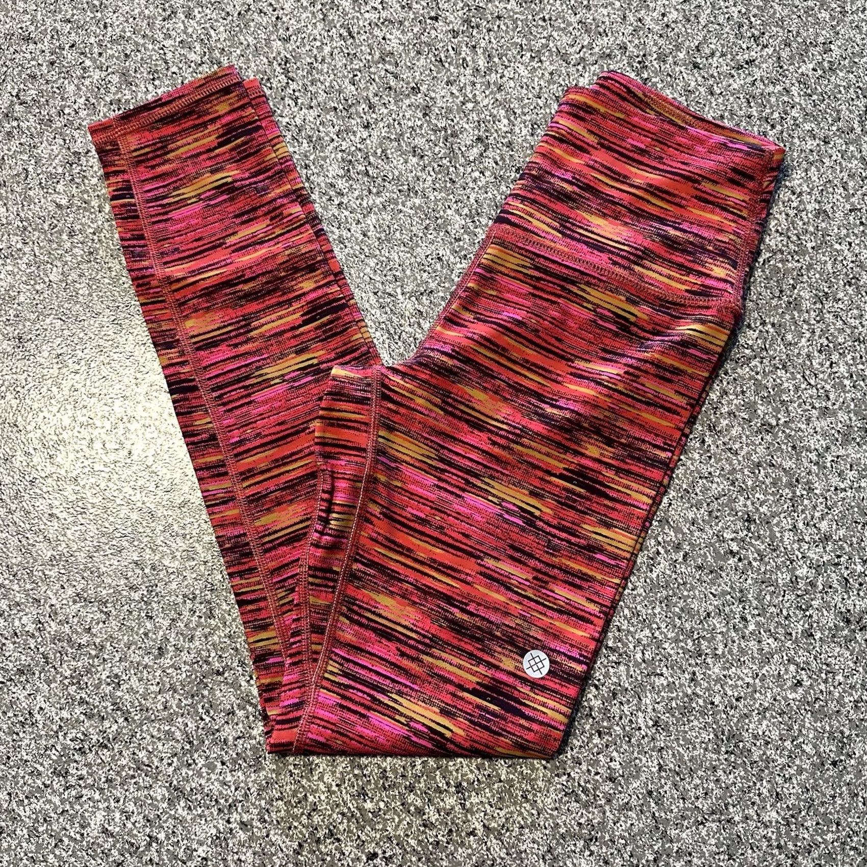 Vintage Stance Leggings Womens S Mid Rise 7/8 Happenings Ultra Soft 26” Nylon Blend Size 28" / US 6 / IT 42 - 2 Thumbnail