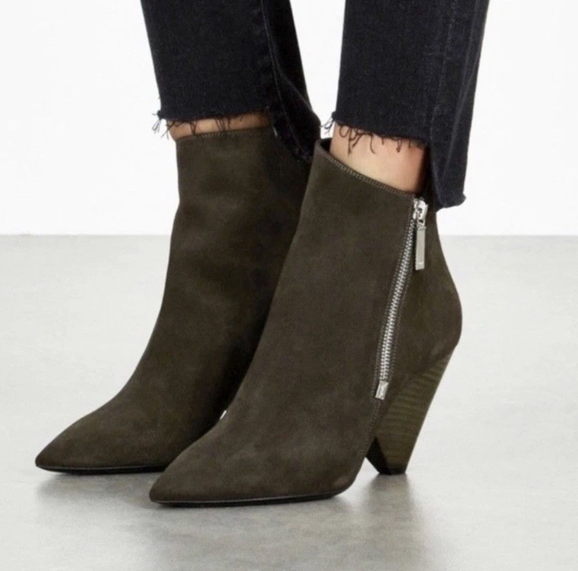 Saint Laurent Paris Saint Laurent Paris Niki Ankle Boots Size US 10 / IT 40 - 1 Thumbnail