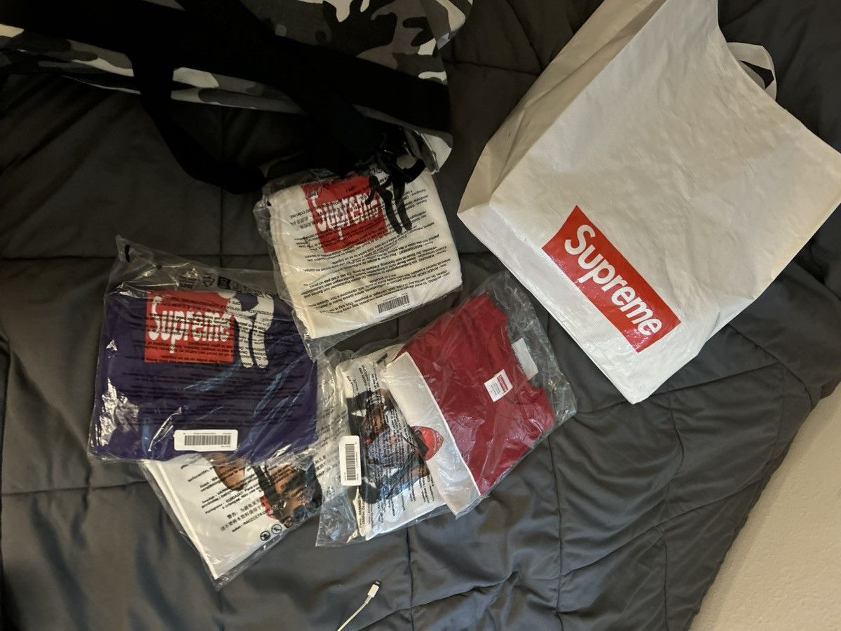 Supreme Supreme x Playboi Carti photo tee NEW IN PACKAGE Size US M / EU 48-50 / 2 - 3 Thumbnail