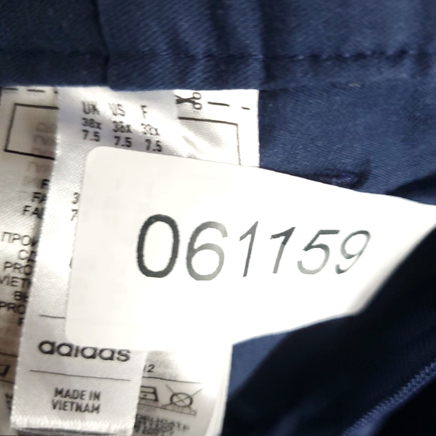 Adidas Adidas Shorts Mens 38 Blue Golf Casual Flat Front Chino Slash Pockets Size US 38 / EU 54 - 8 Thumbnail