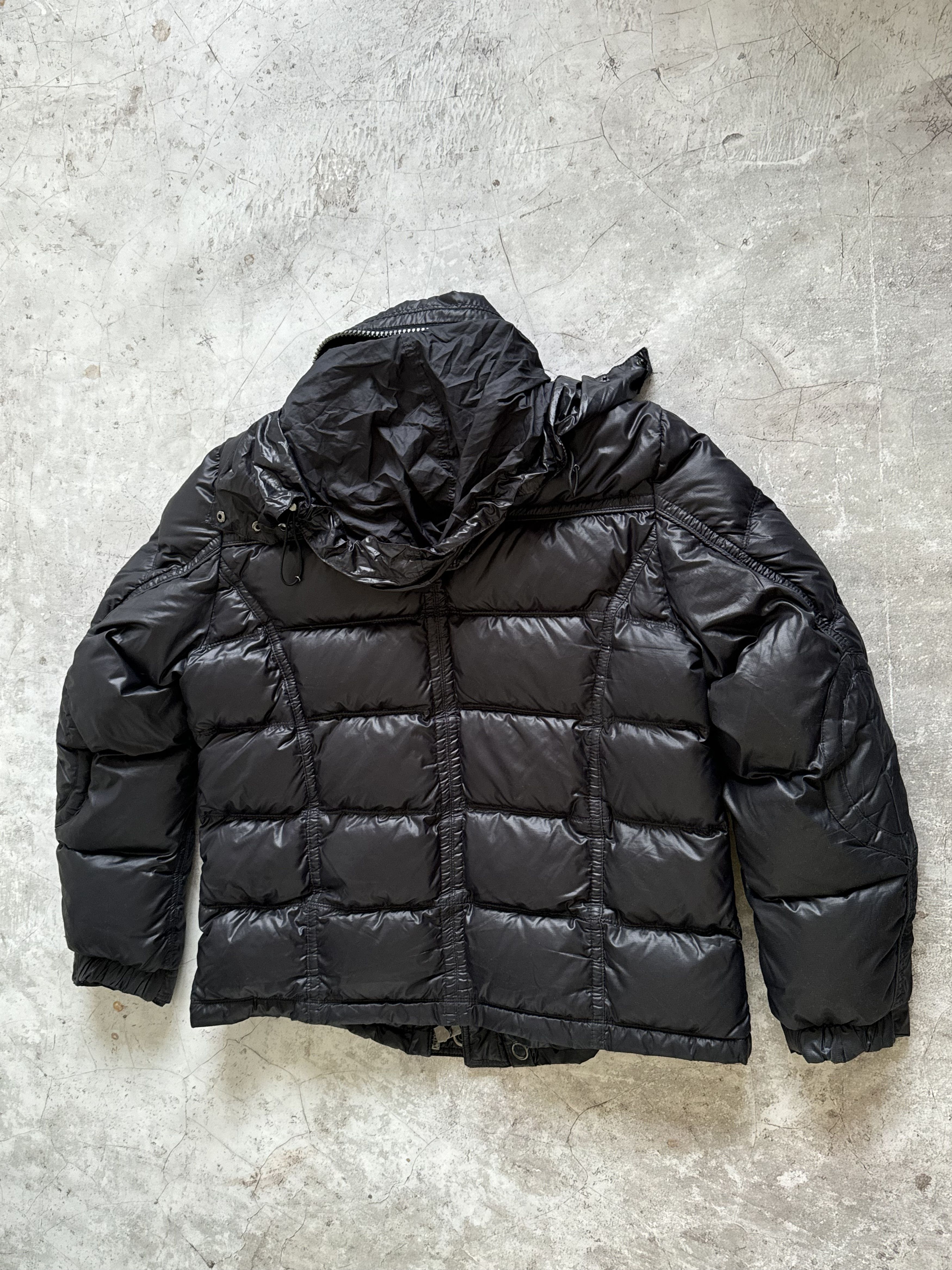 Moncler moncler black puffer jacket with front pockets Size US XL / EU 56 / 4 - 5 Thumbnail