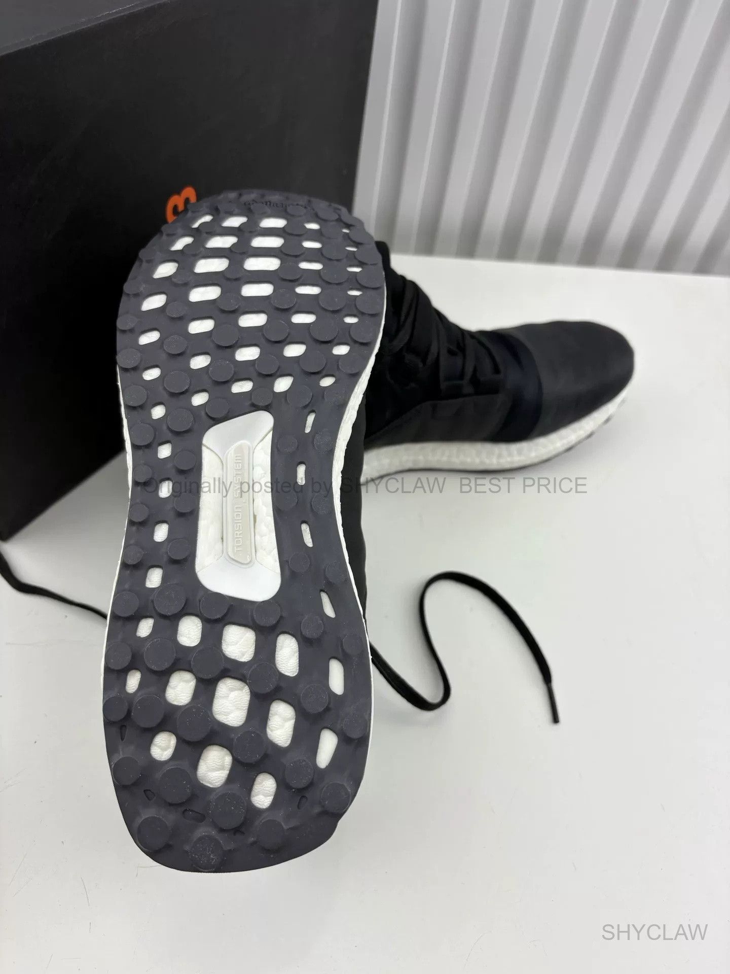 Yohji Yamamoto Y-3 Sneakers Minor Storage Marks Damaged BFAJDEF441 Size US 9 / EU 42 - 2 Thumbnail