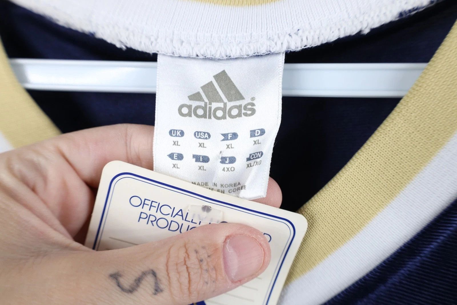 Adidas Deadstock Vintage Y2K Adidas University Basketball Jersey Size US XL / EU 56 / 4 - 11 Thumbnail