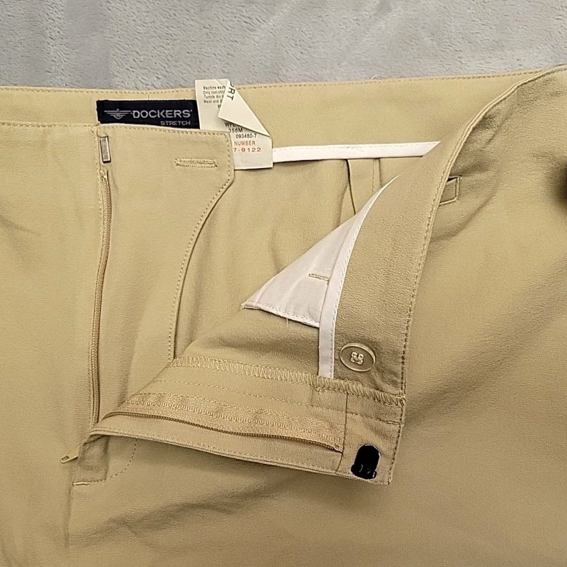 Dockers VINTAGE Dockers Pants Womens 16P Beige Flat Front Straight Leg Casual Stretch Chino Pockets Zip Cotton Blend 16P Womens Boys? Size 38" / US 16 / IT 52 - 6 Thumbnail